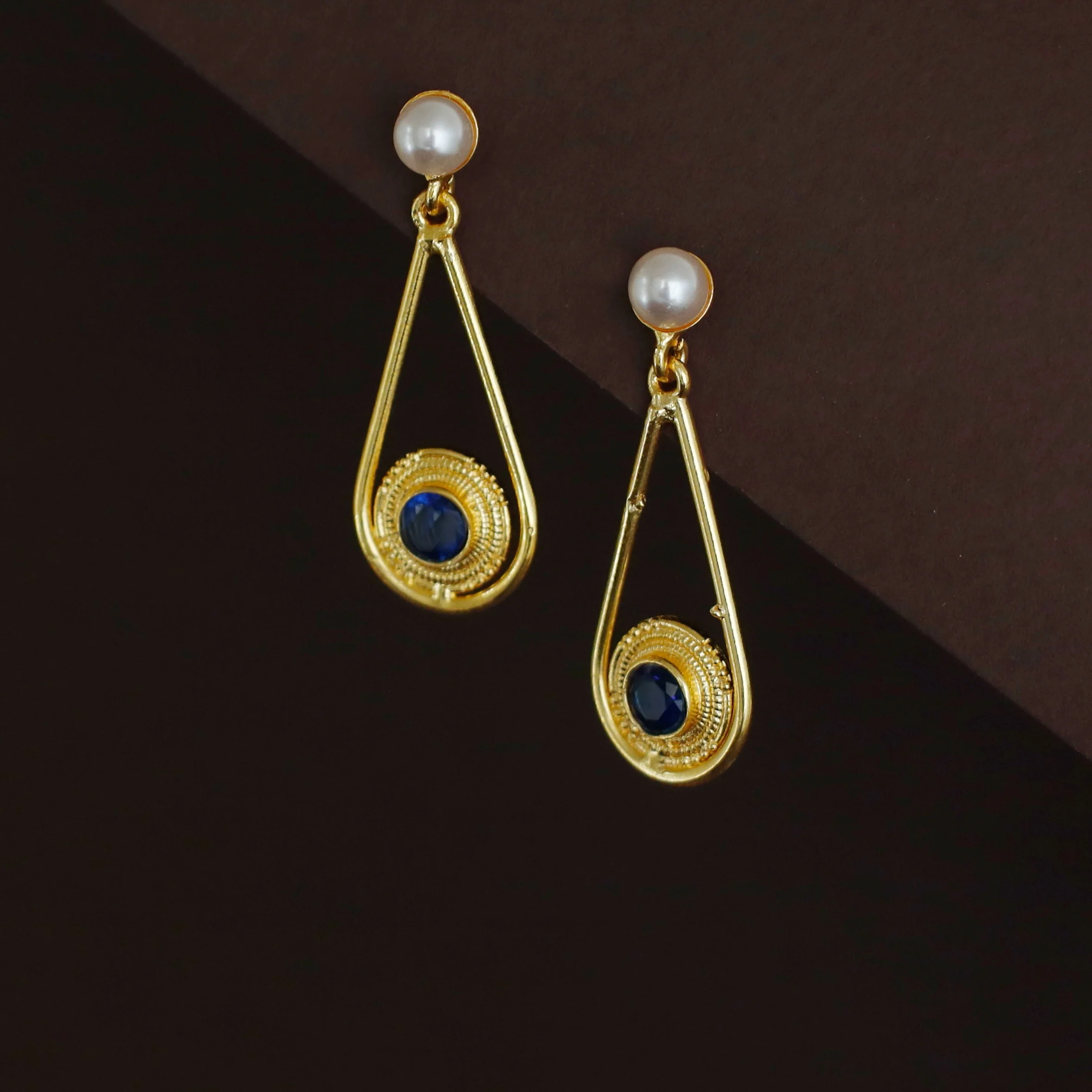 Ginny Golden Swing Pearl Glossy Earring - Image 9