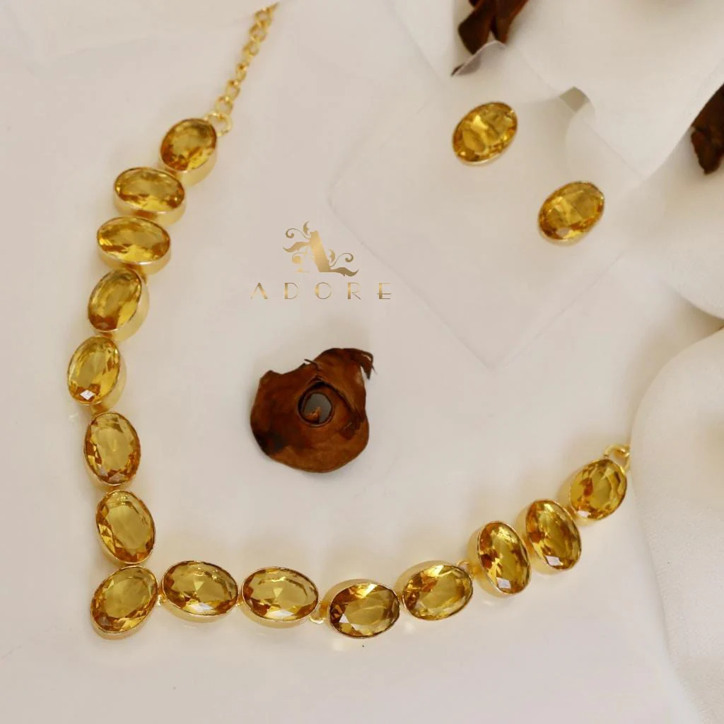 Glam Neckpiece Plus Stud - Image 11