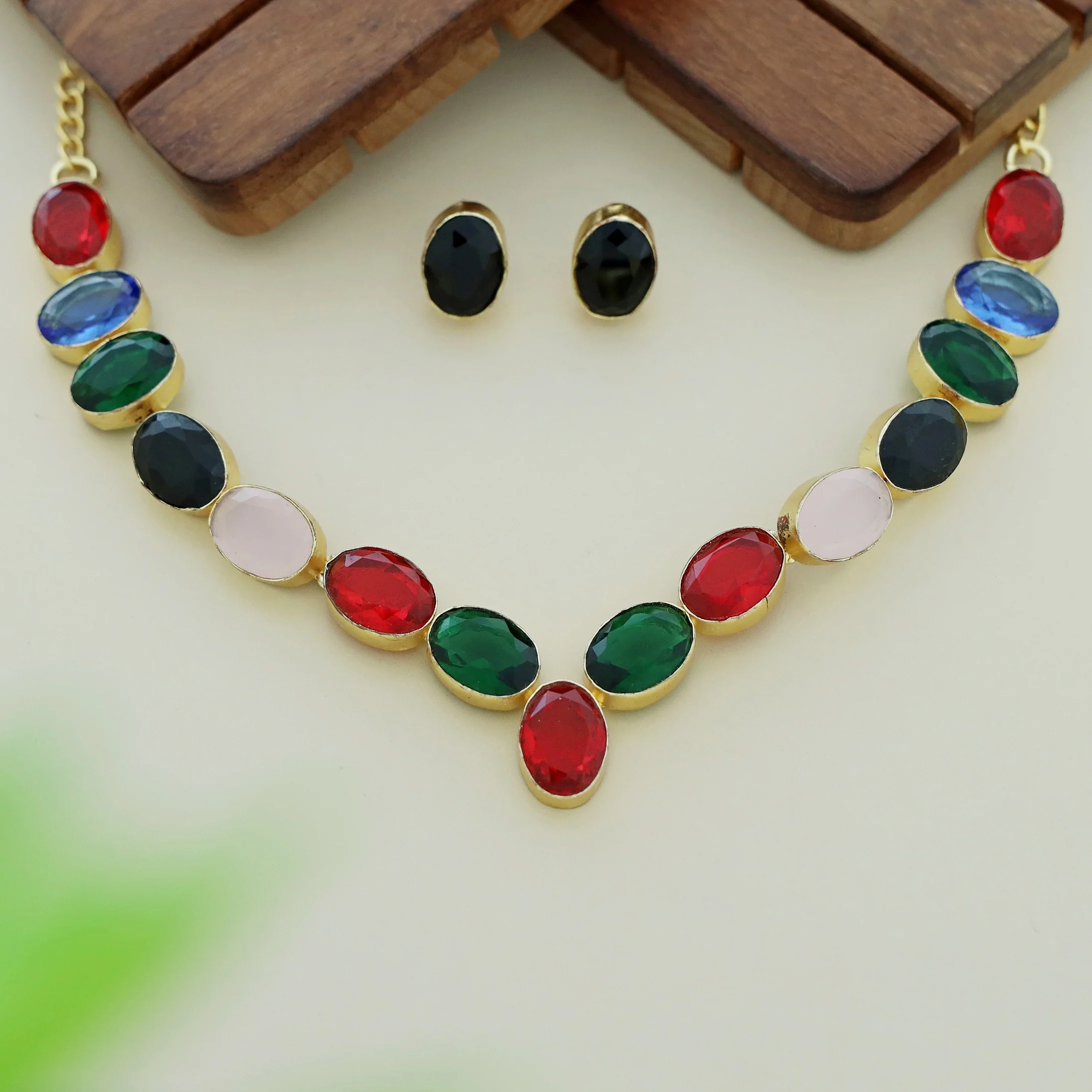 Glam Neckpiece Plus Stud - Image 26