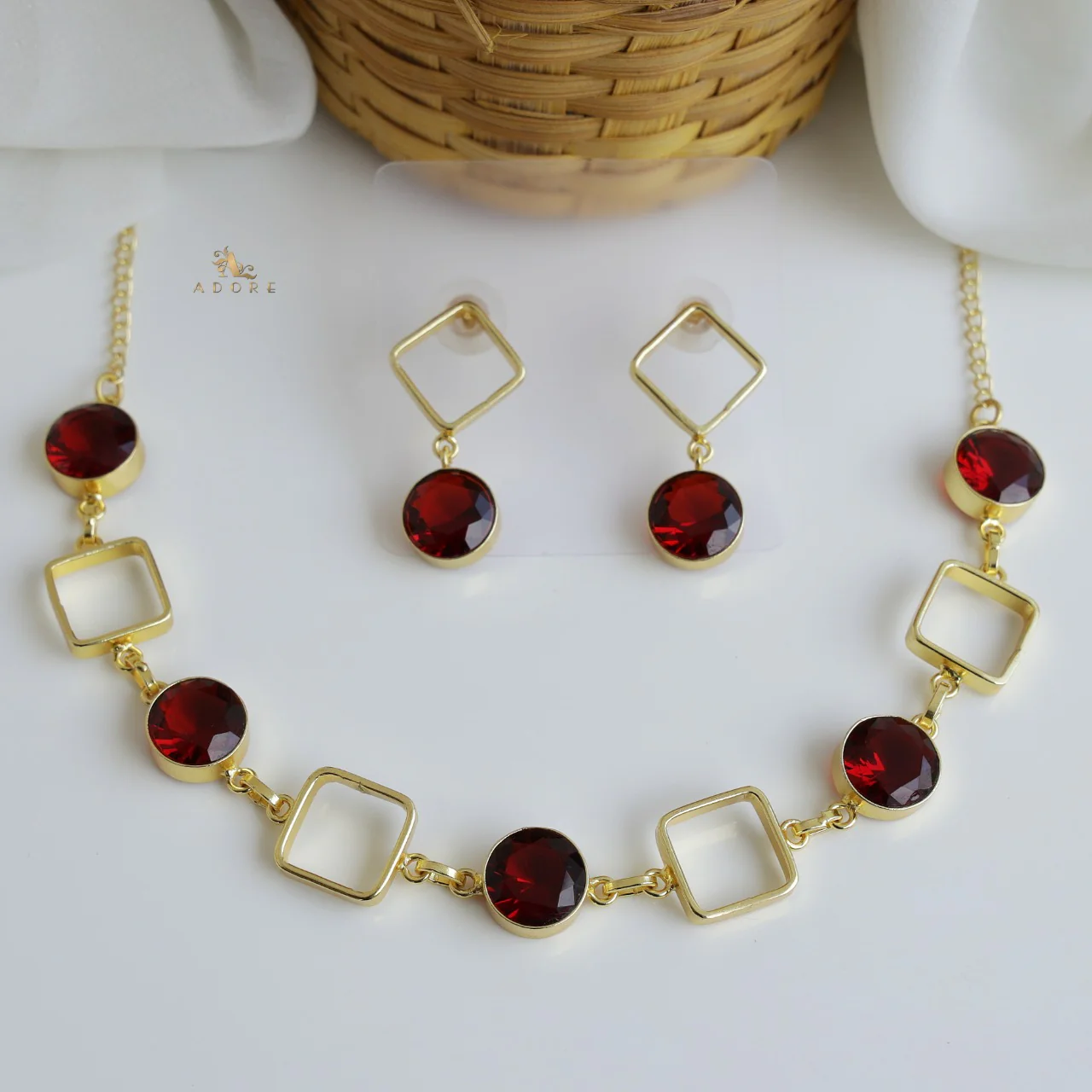Glossy 4 Square Neckpiece With Earring - Image 10