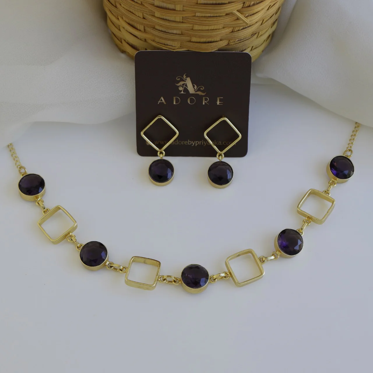 Glossy 4 Square Neckpiece With Earring - Image 8