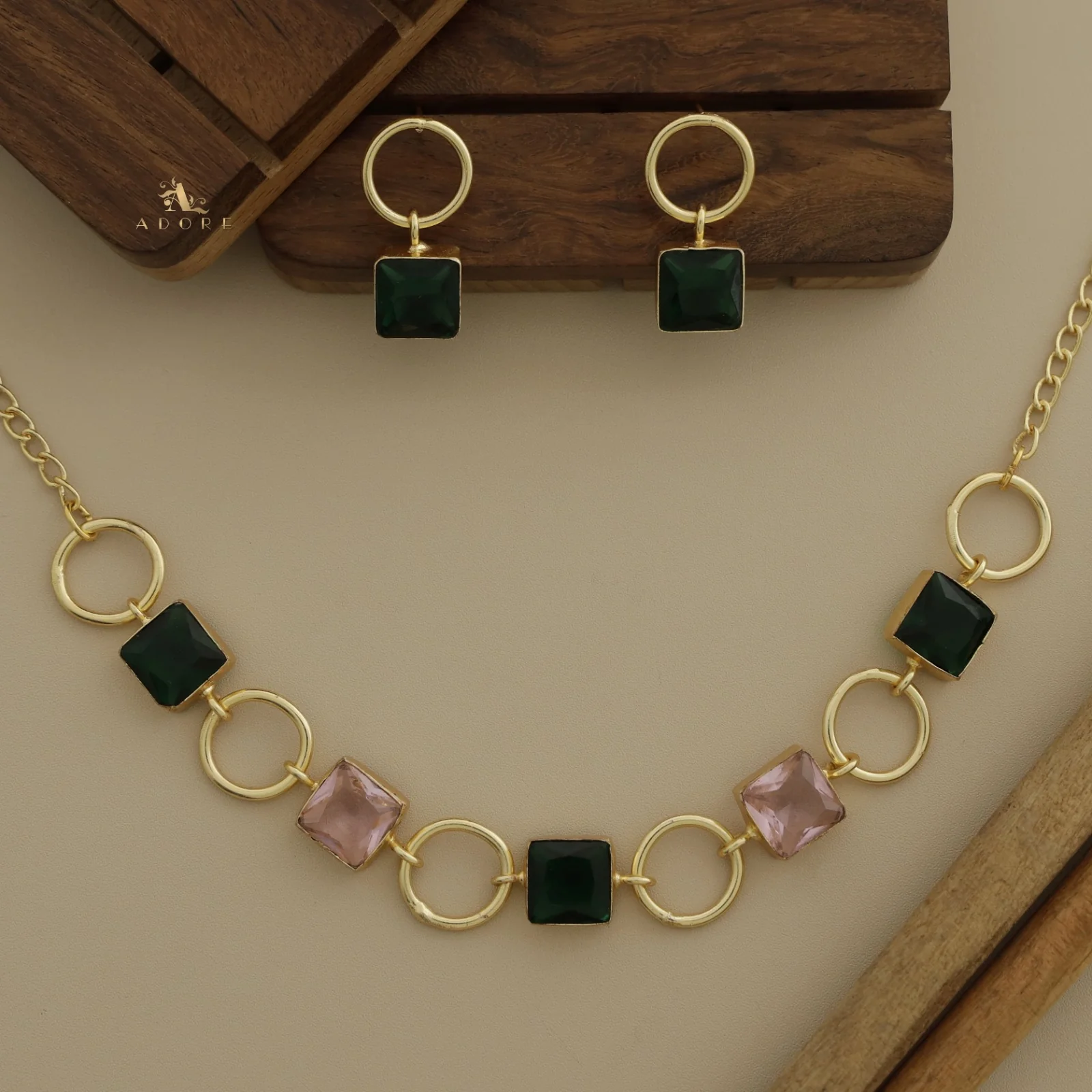 Glossy Anayra Golden Circle And Square Neckpiece With Earring - Image 14