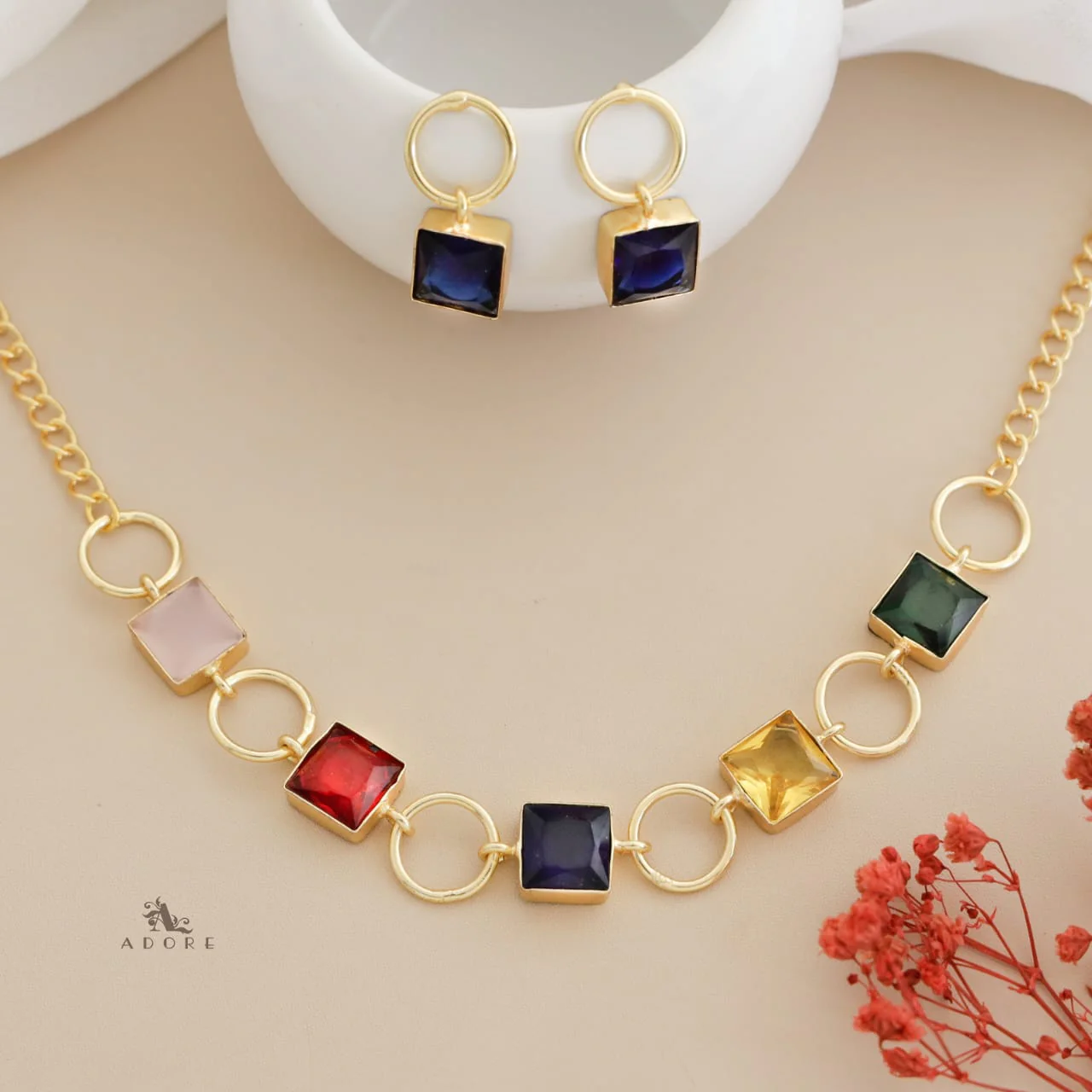 Glossy Anayra Golden Circle And Square Neckpiece With Earring - Image 25