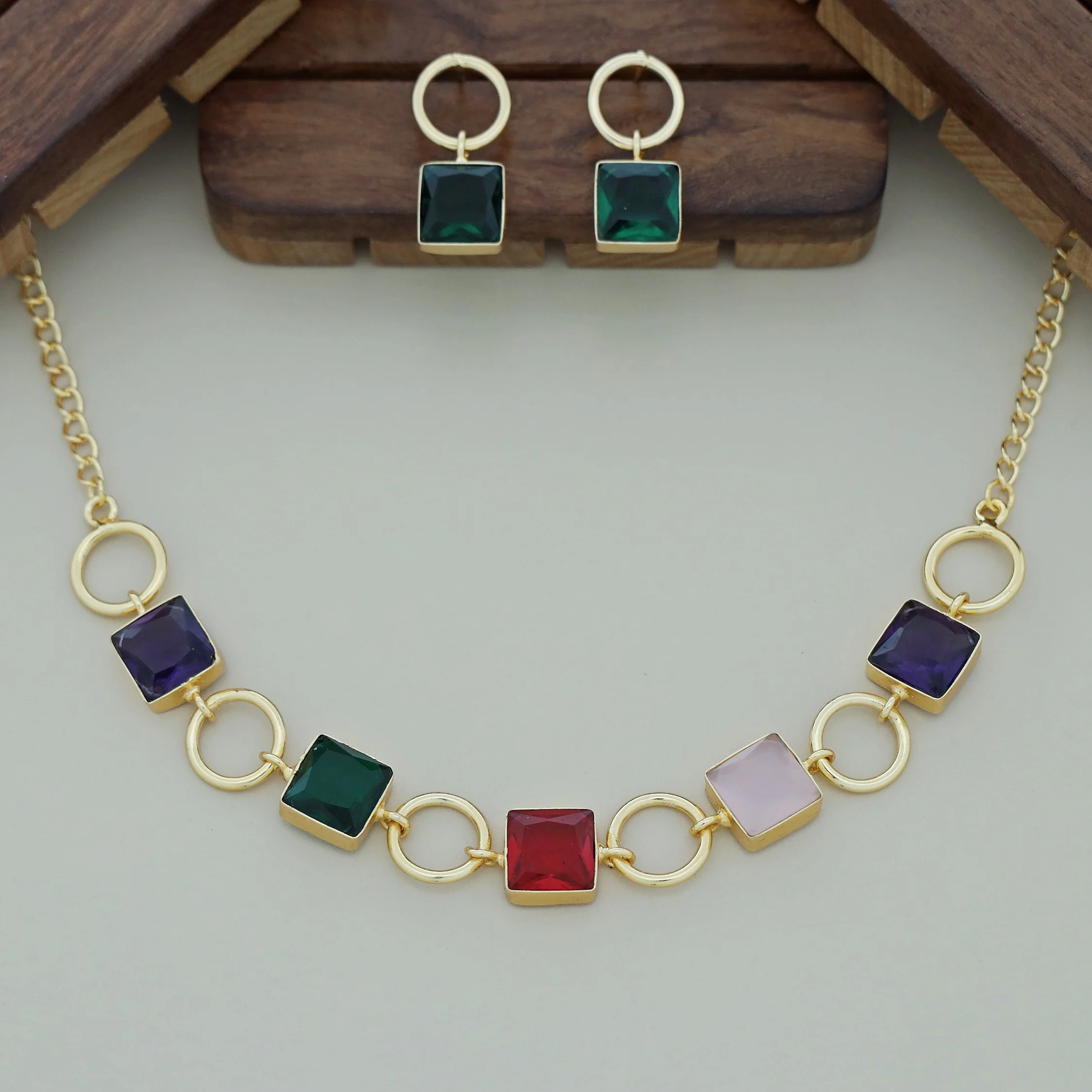Glossy Anayra Golden Circle And Square Neckpiece With Earring - Image 27