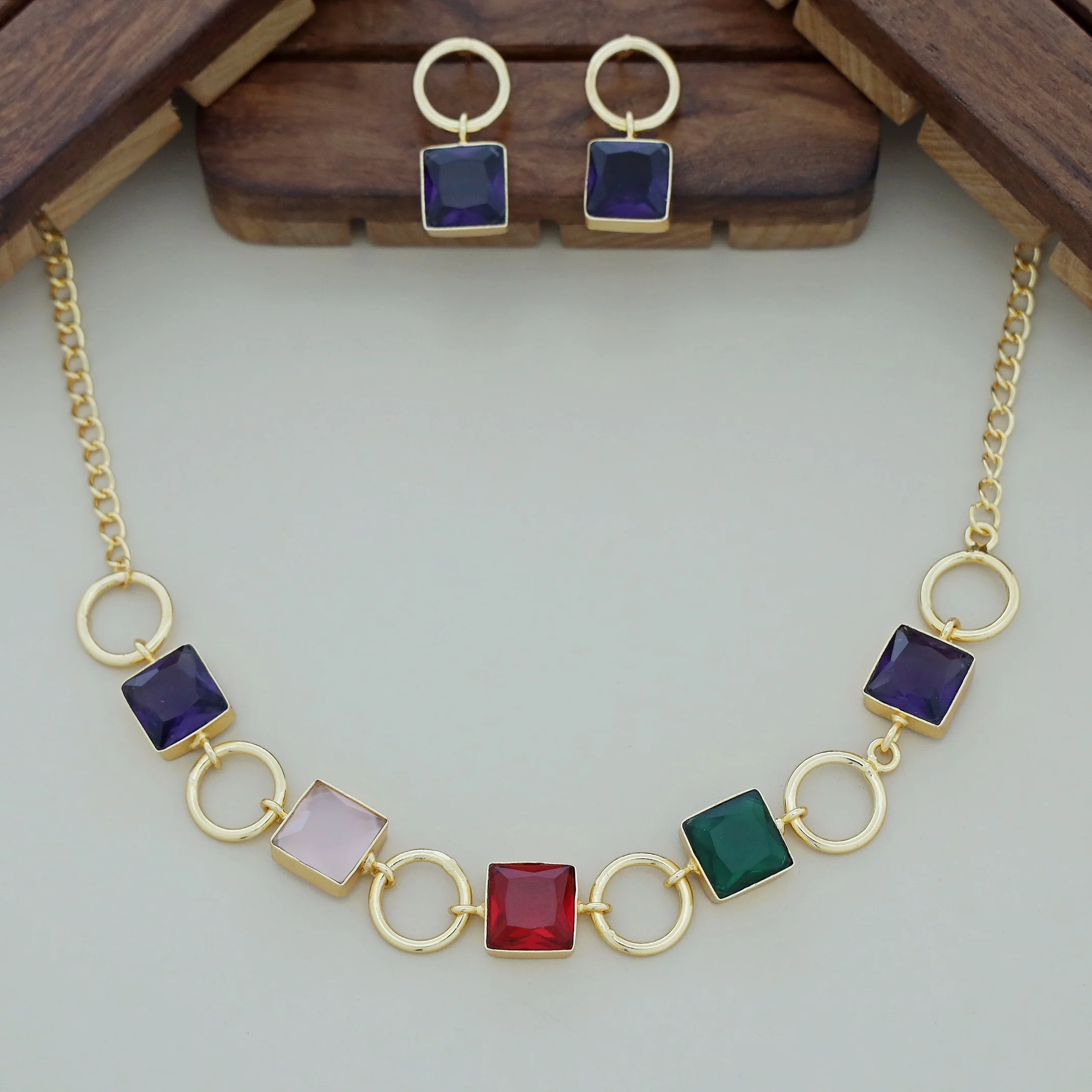 Glossy Anayra Golden Circle And Square Neckpiece With Earring - Image 29