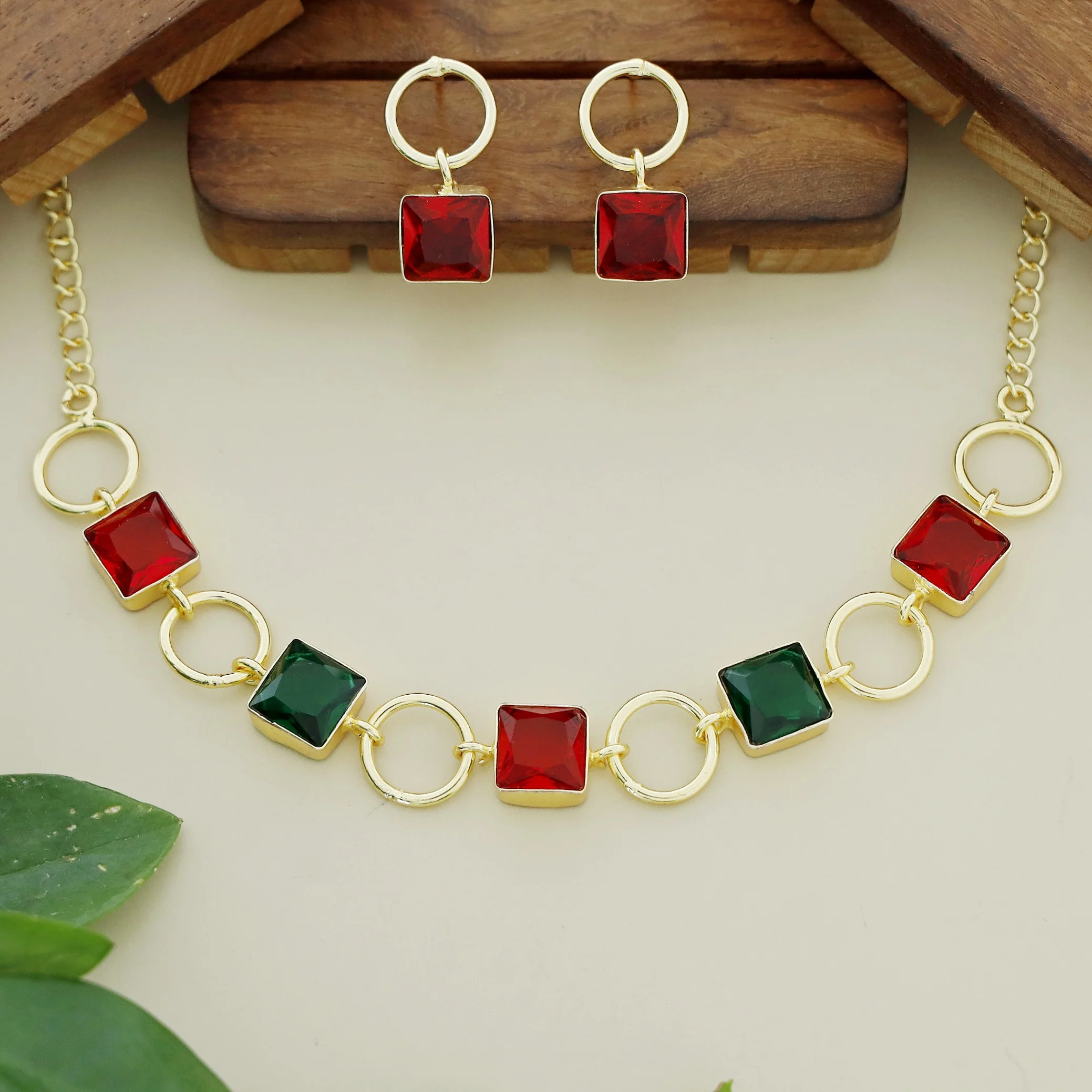 Glossy Anayra Golden Circle And Square Neckpiece With Earring - Image 9