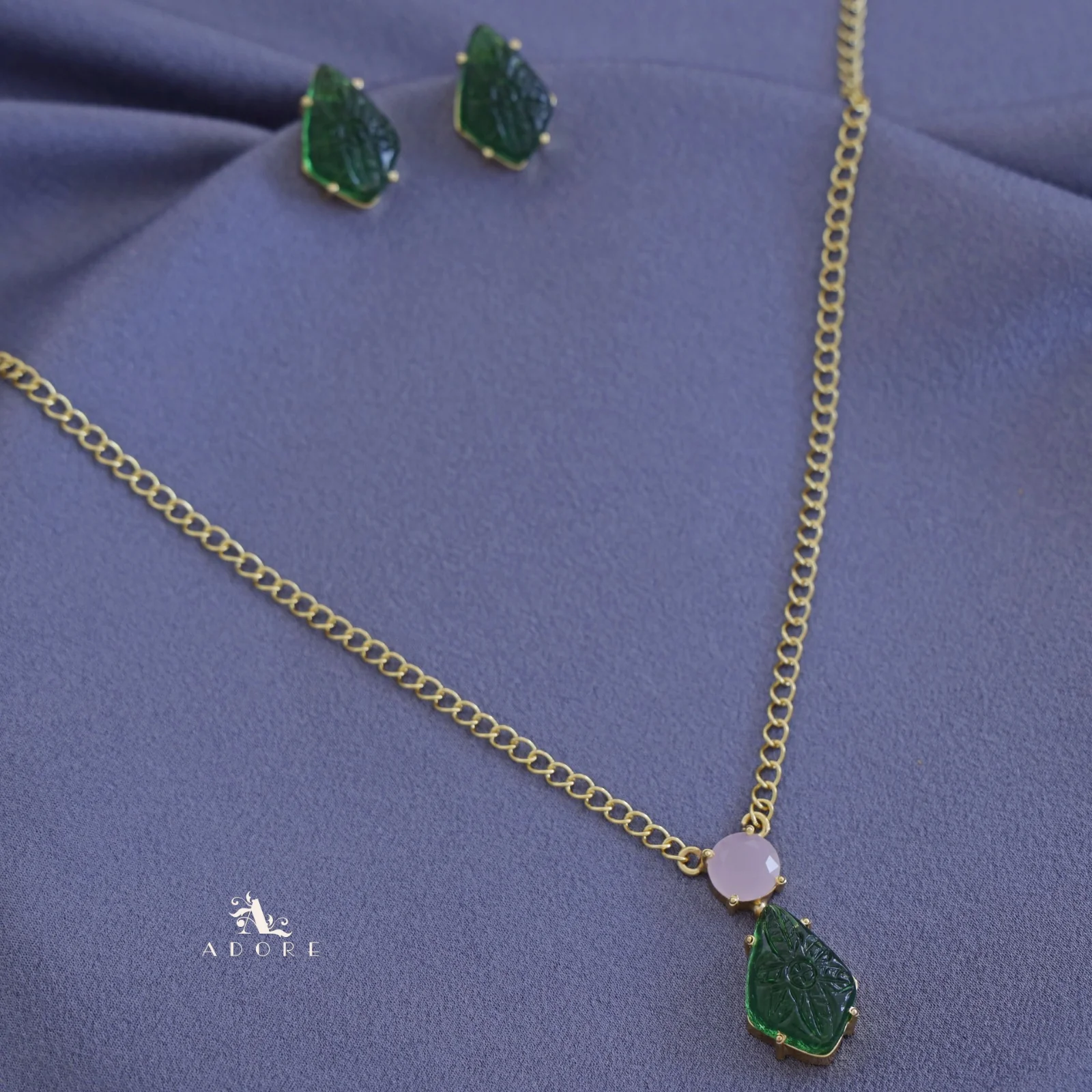 Glossy Craved Long Neckpiece  With Stud - Image 4