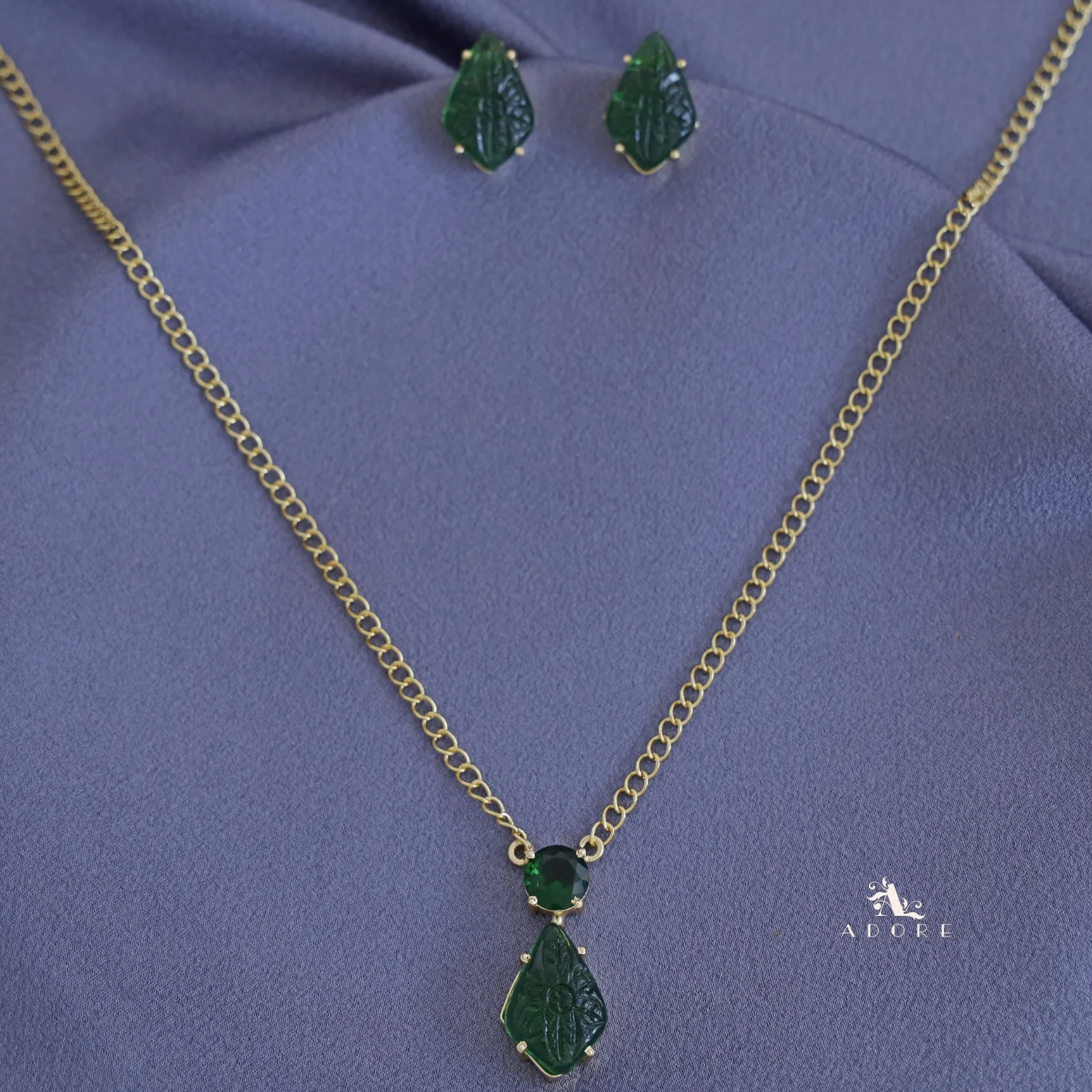 Glossy Craved Long Neckpiece  With Stud - Image 8