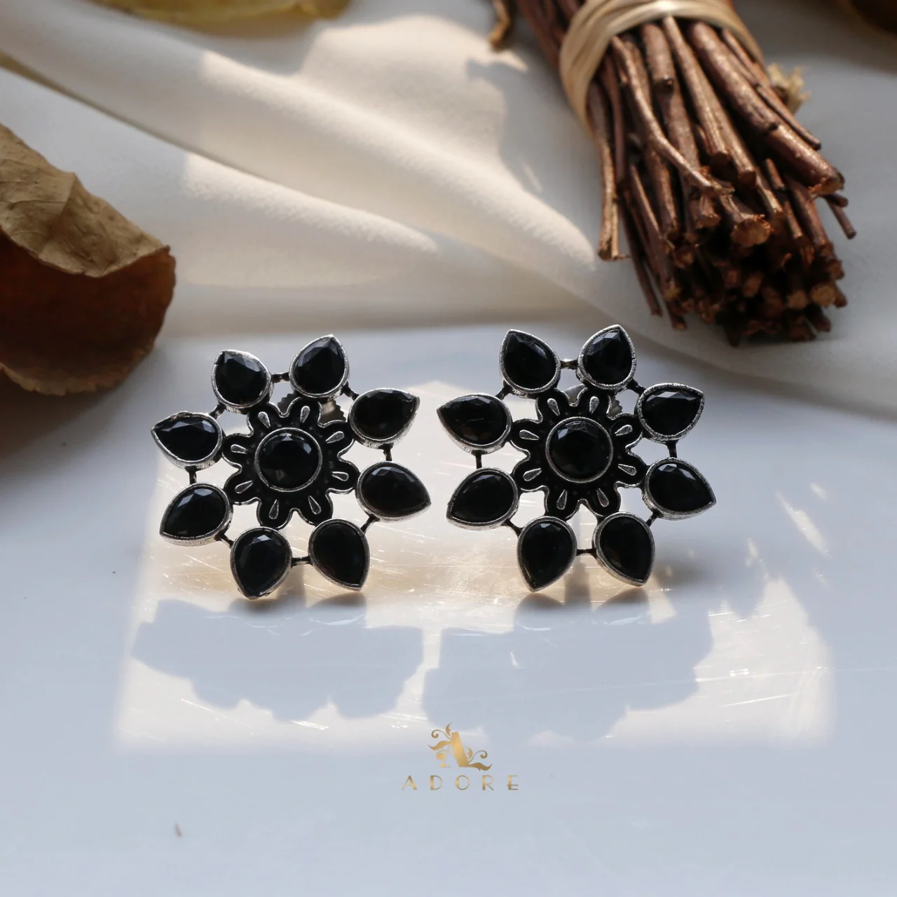 Glossy Dezy Earring - Image 13