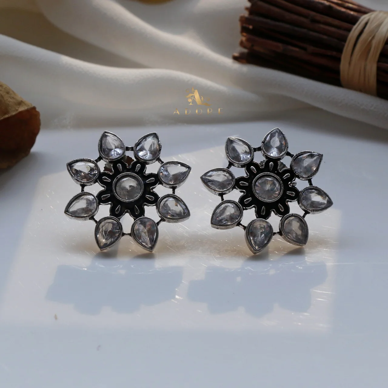 Glossy Dezy Earring - Image 17