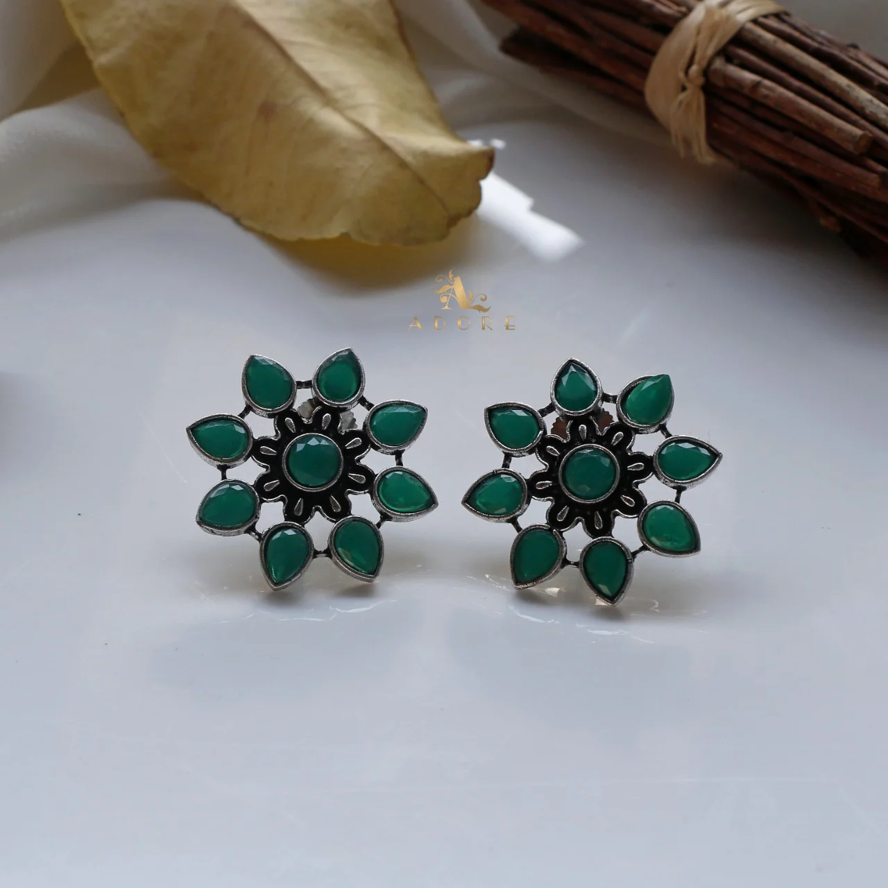 Glossy Dezy Earring - Image 19