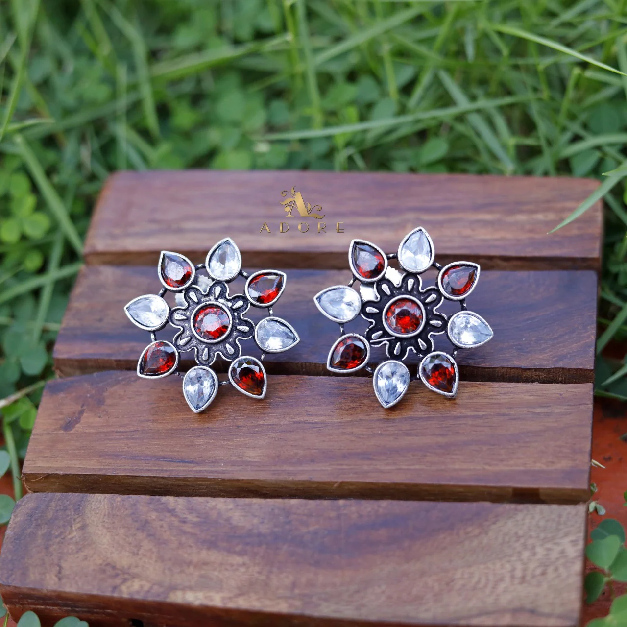 Glossy Dezy Earring - Image 8