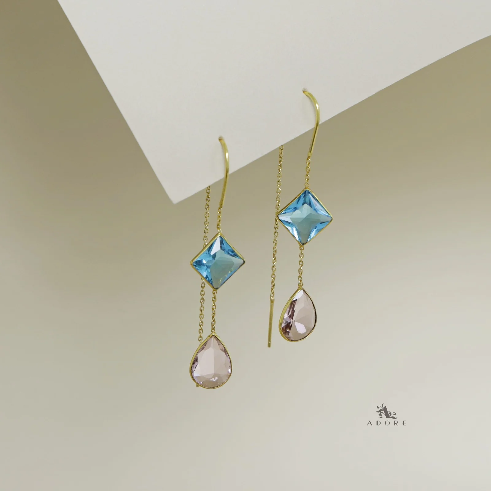 Glossy Diamond And Drop Needle And Thread Earring - Image 11