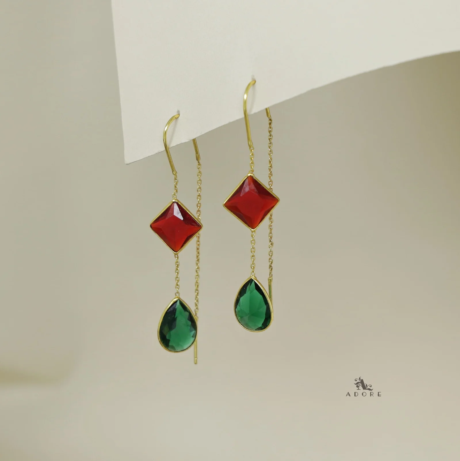 Glossy Diamond And Drop Needle And Thread Earring - Image 4