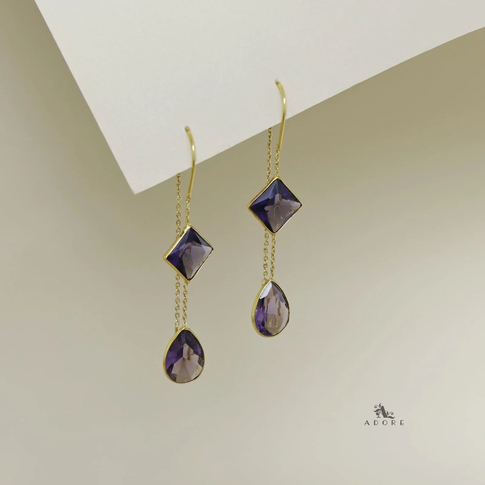 Glossy Diamond And Drop Needle And Thread Earring - Image 5