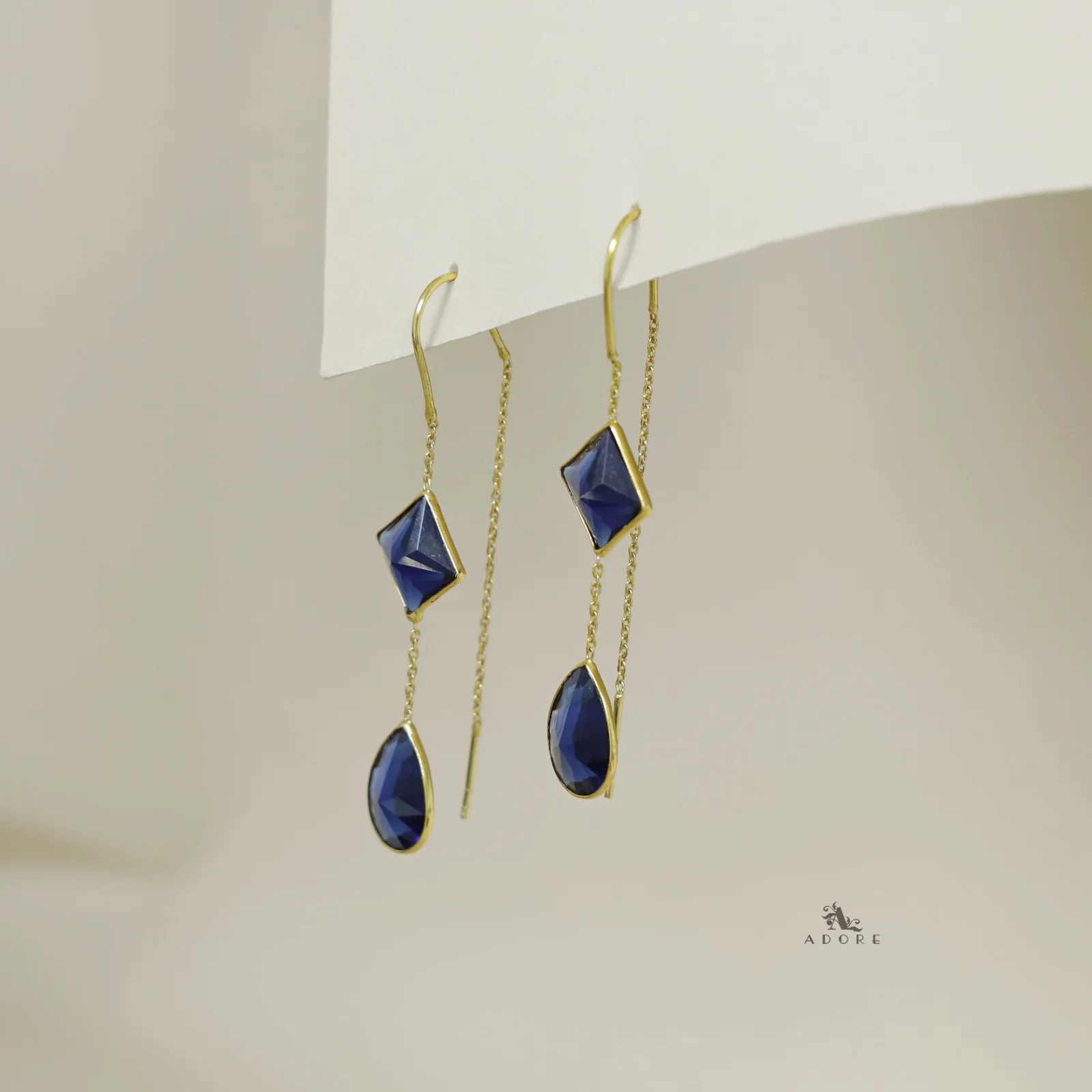 Glossy Diamond And Drop Needle And Thread Earring - Image 6