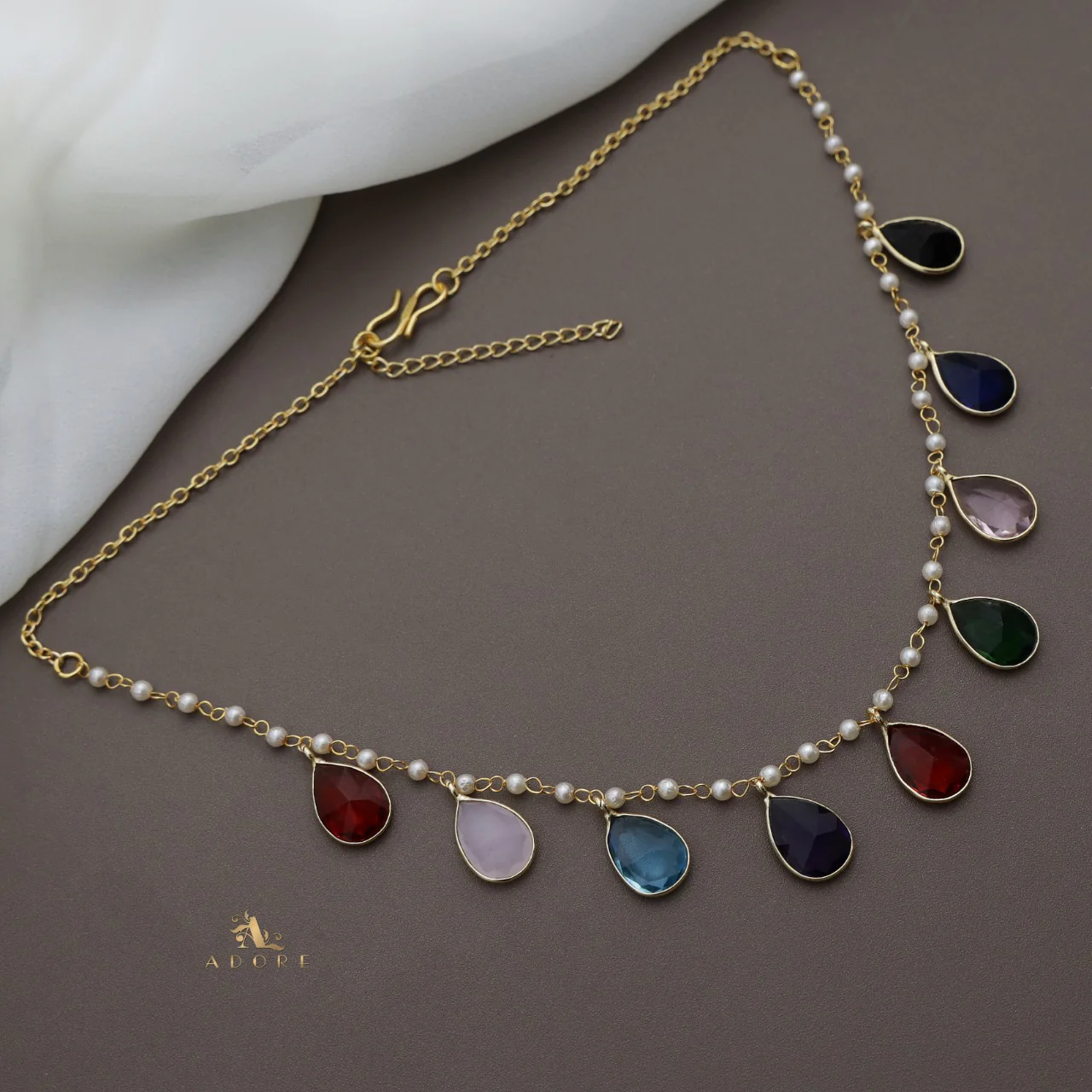 Glossy Drop + Carly Pearl Neckpiece - Image 3