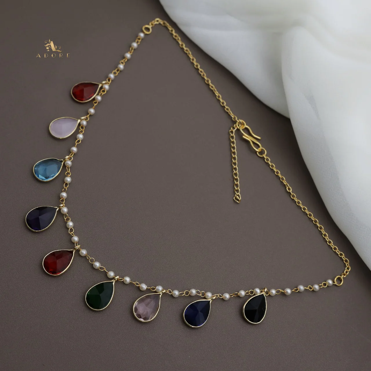 Glossy Drop + Carly Pearl Neckpiece - Image 4