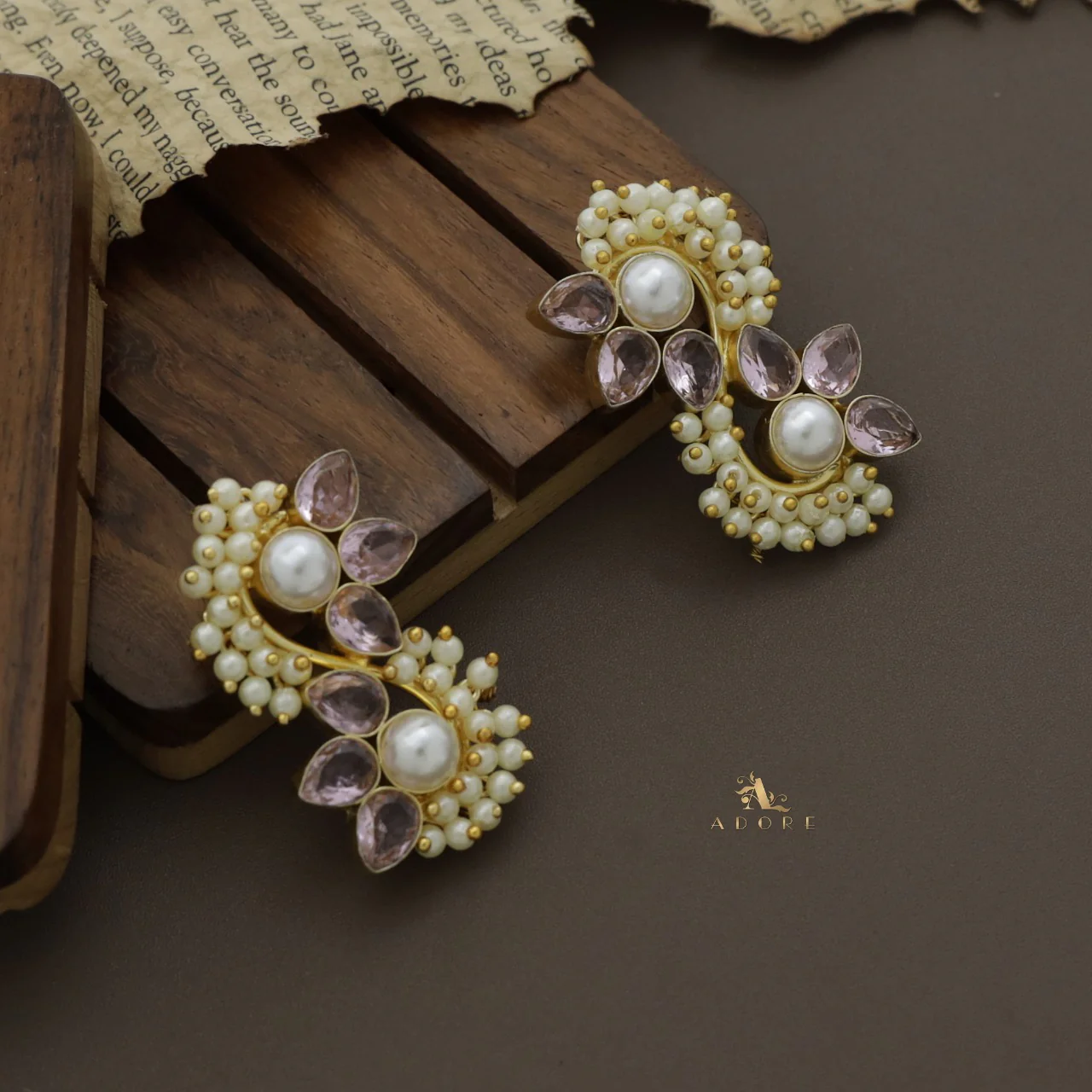Glossy Flora Clustered Pearl Earring - Image 15