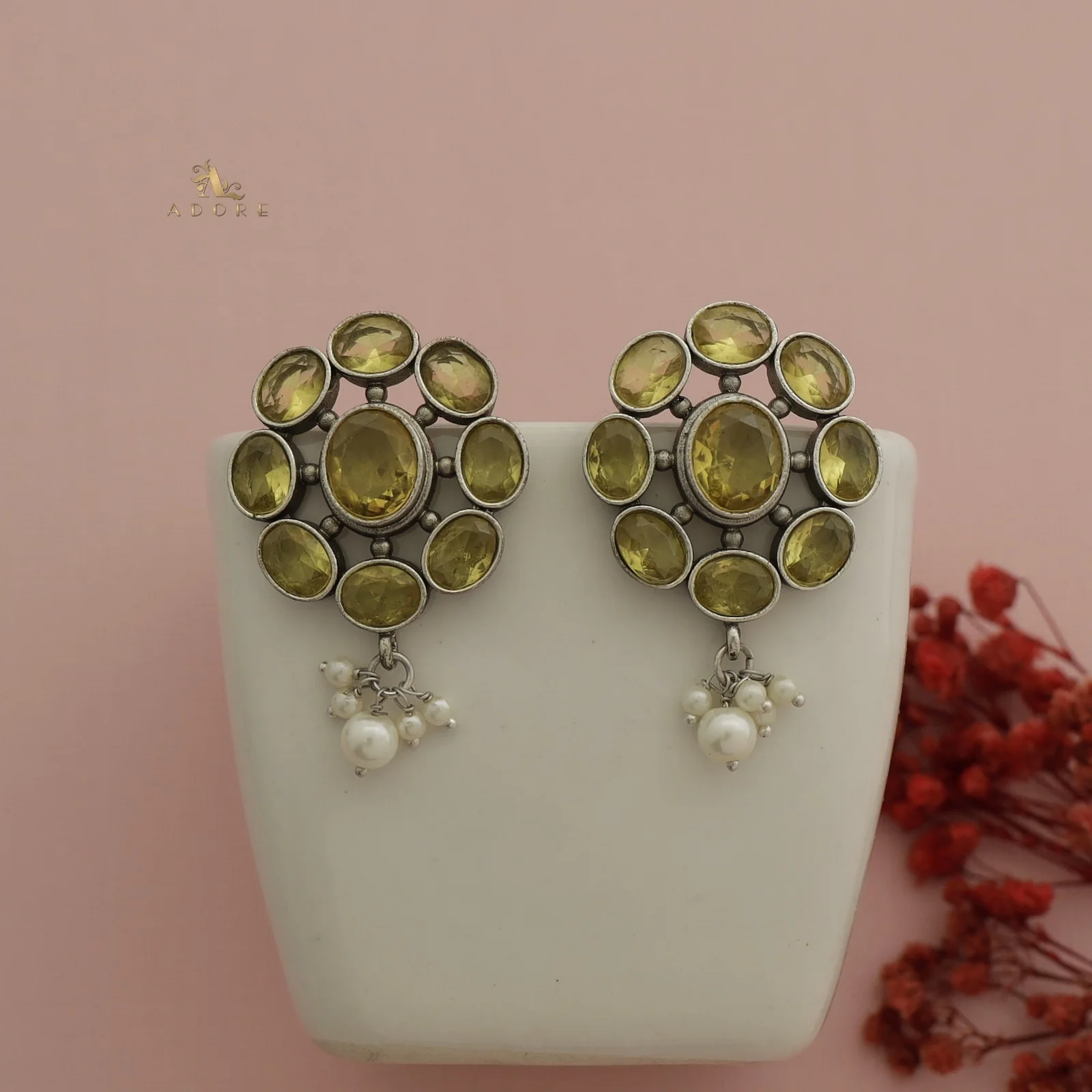 Glossy Flower Chakra Pearl Earring - Image 7