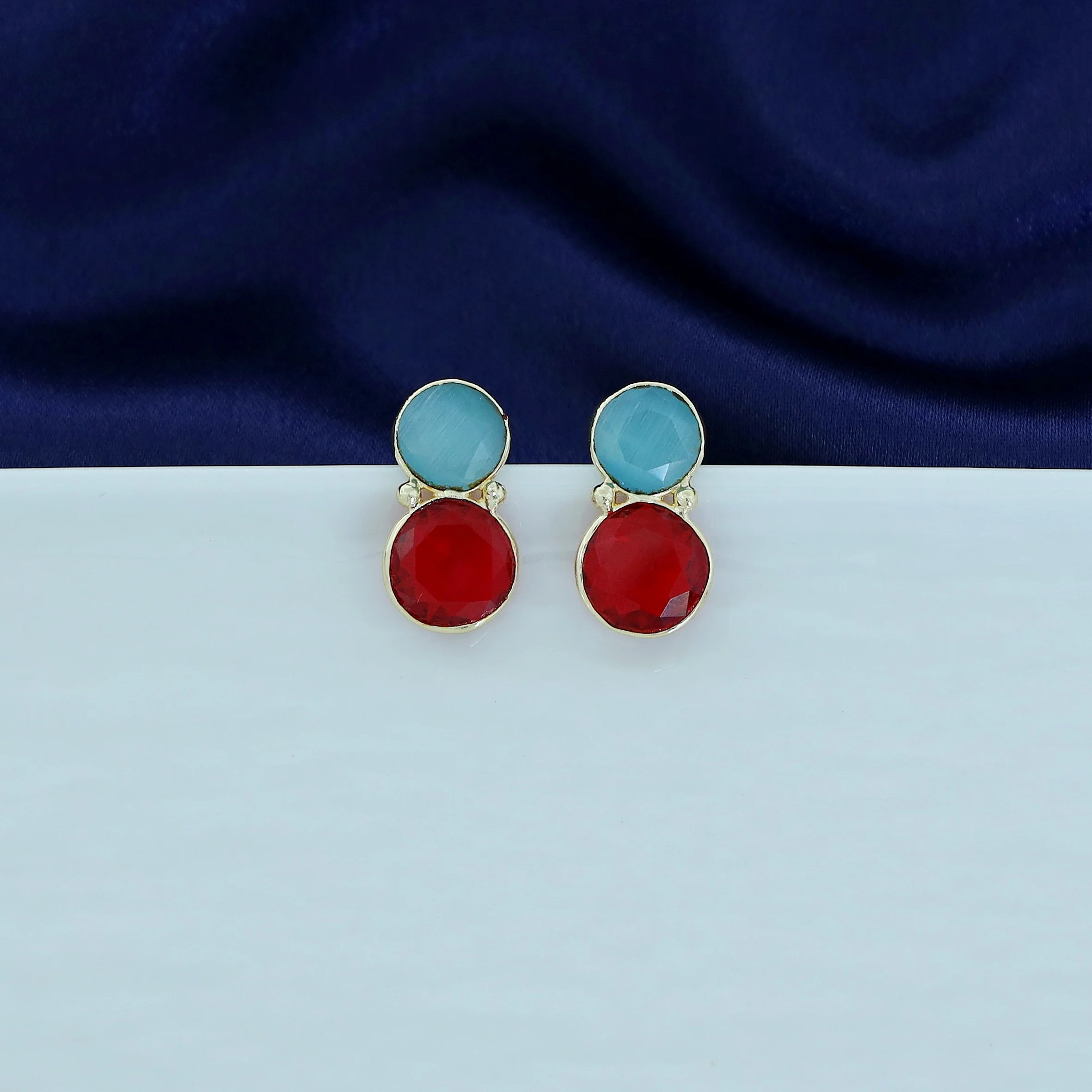 Glossy Golden Owl Earring - Image 2