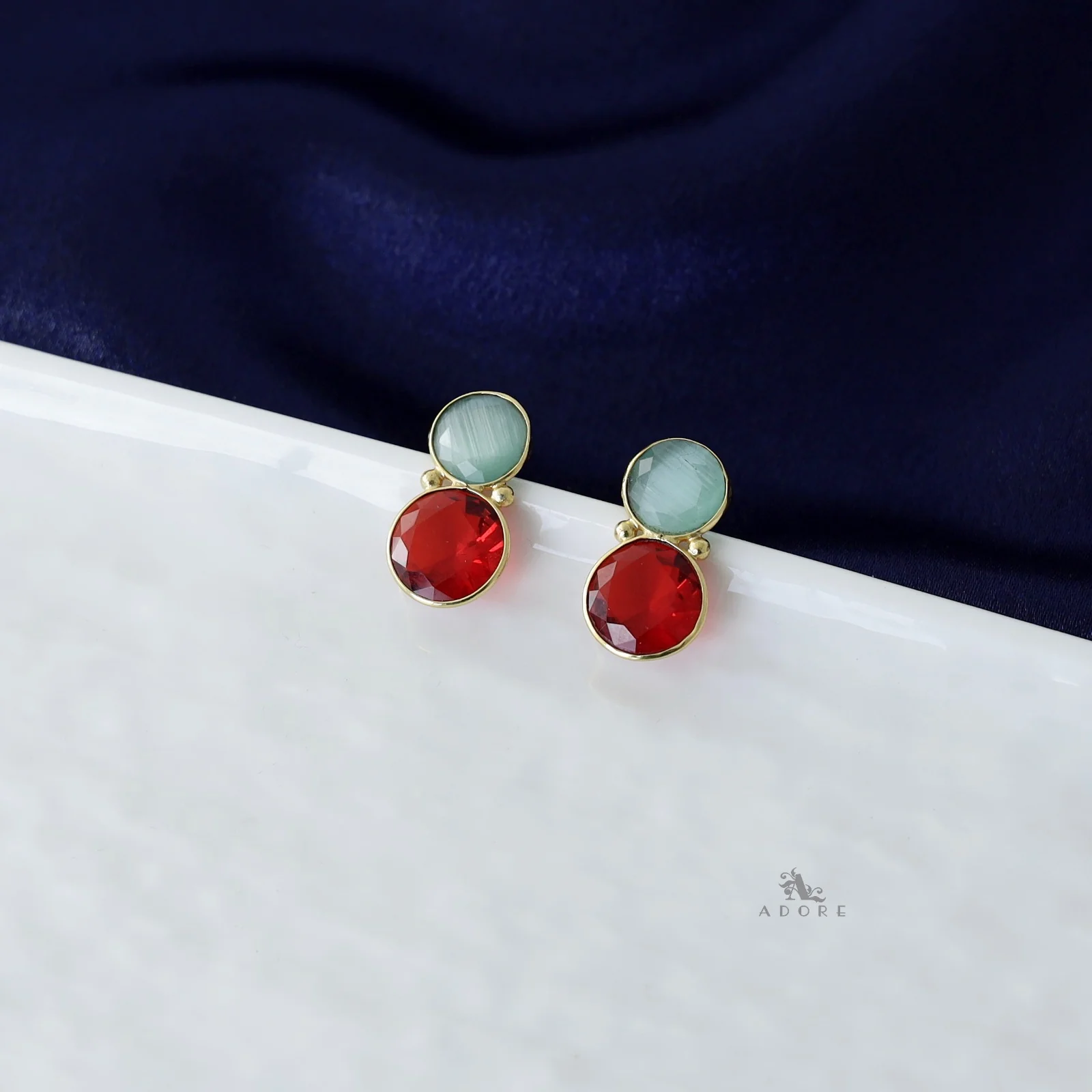Glossy Golden Owl Earring - Image 5