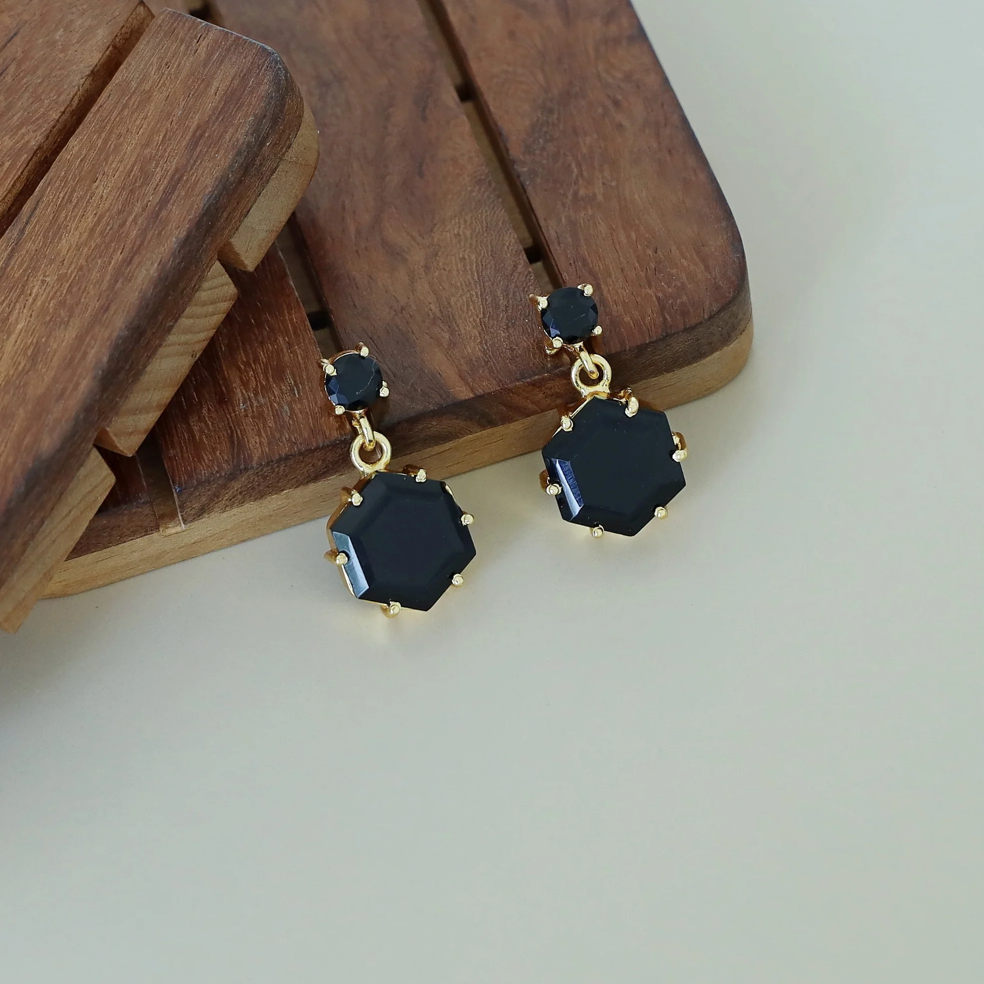 Glossy Hexagon Earring - Image 9