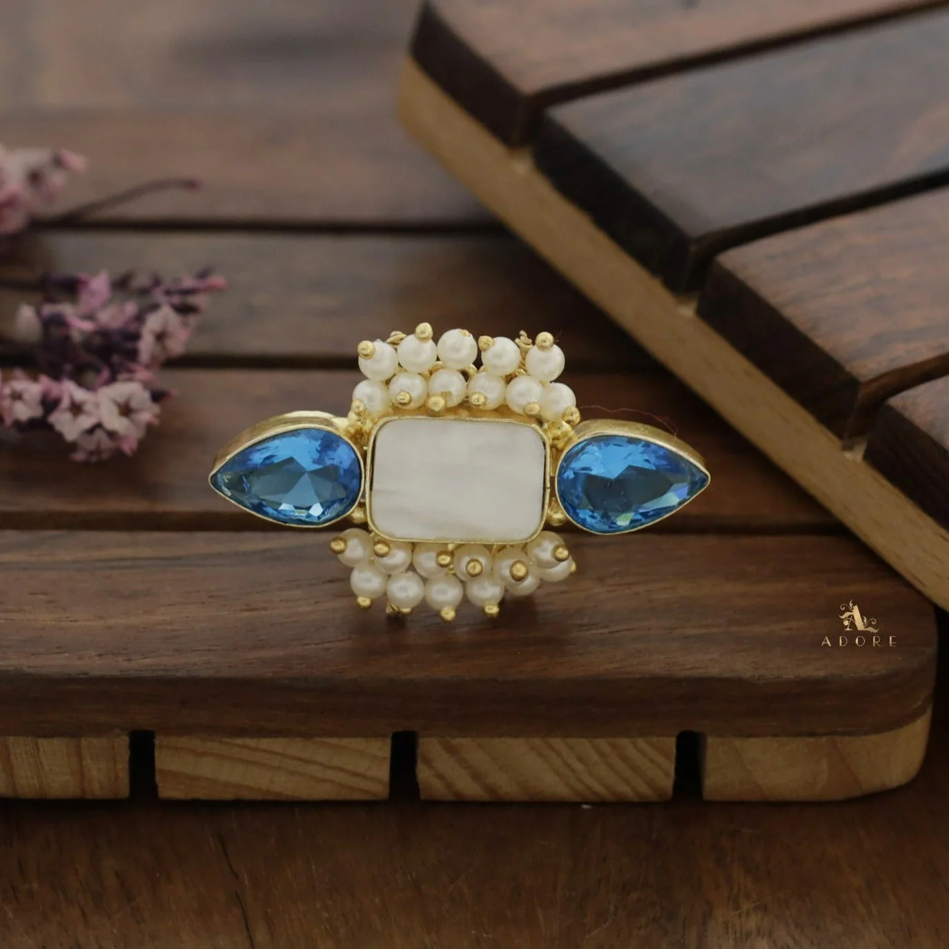 Glossy Krizva MOP Rectangle Cluster Pearl Ring - Image 2