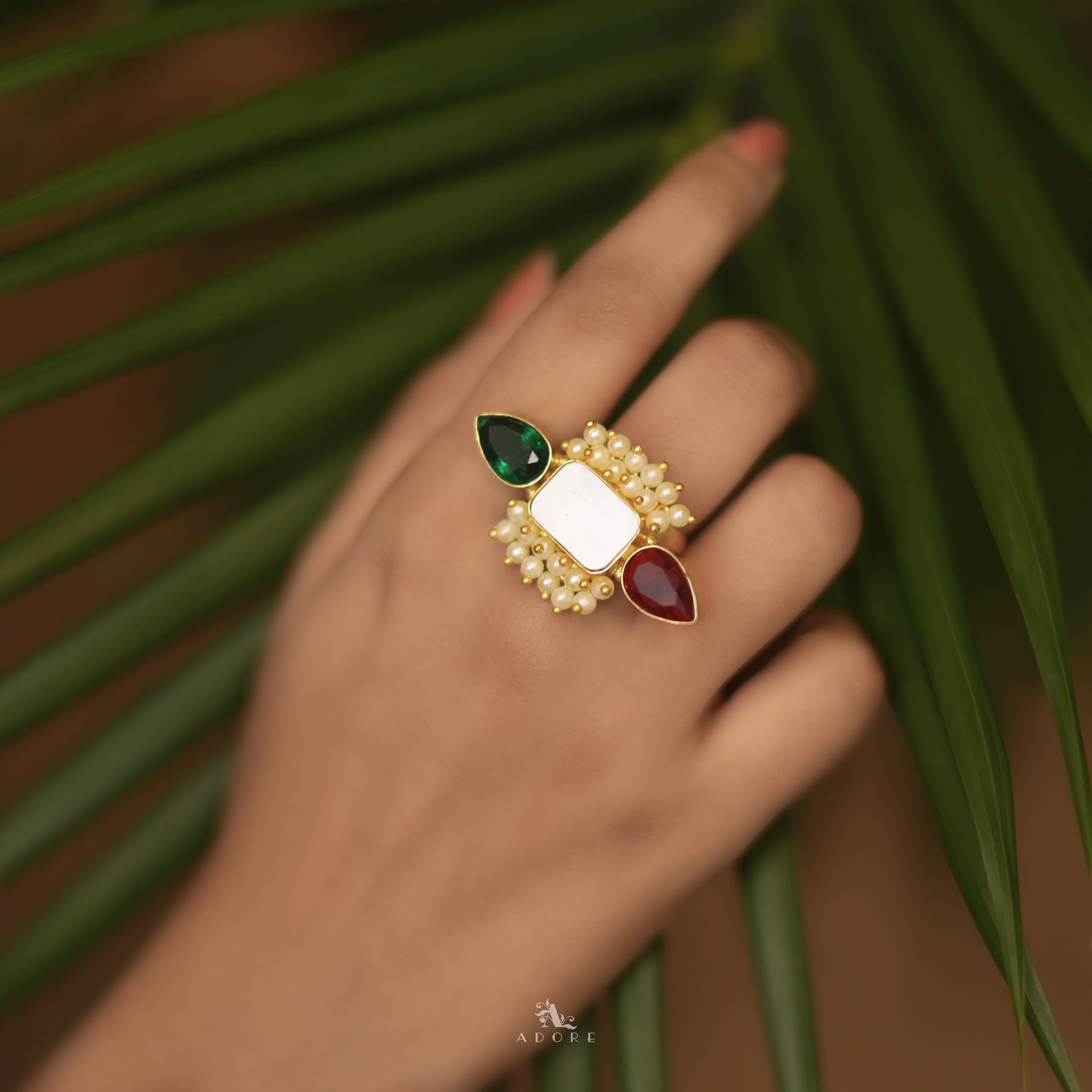 Glossy Krizva MOP Rectangle Cluster Pearl Ring - Image 4