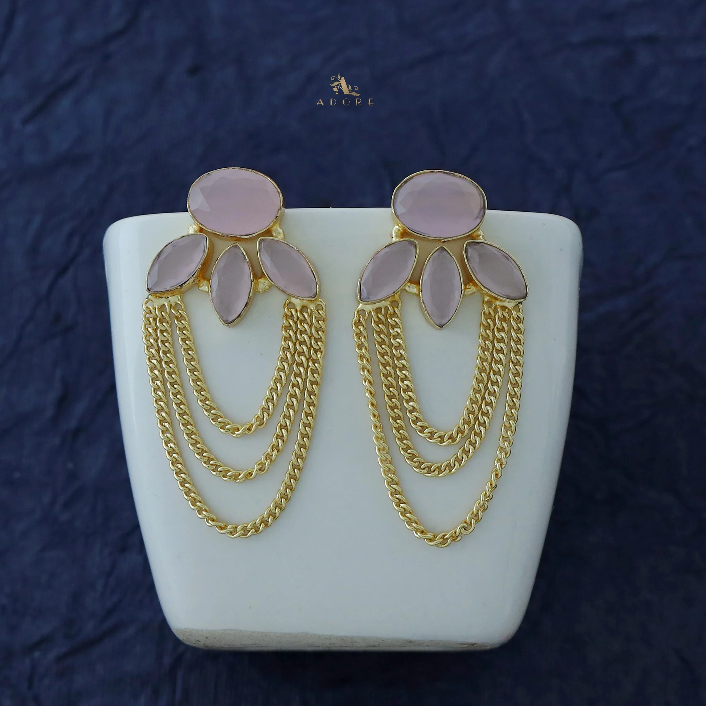 Glossy Oval Tri Leaf Chain Earring - Image 10