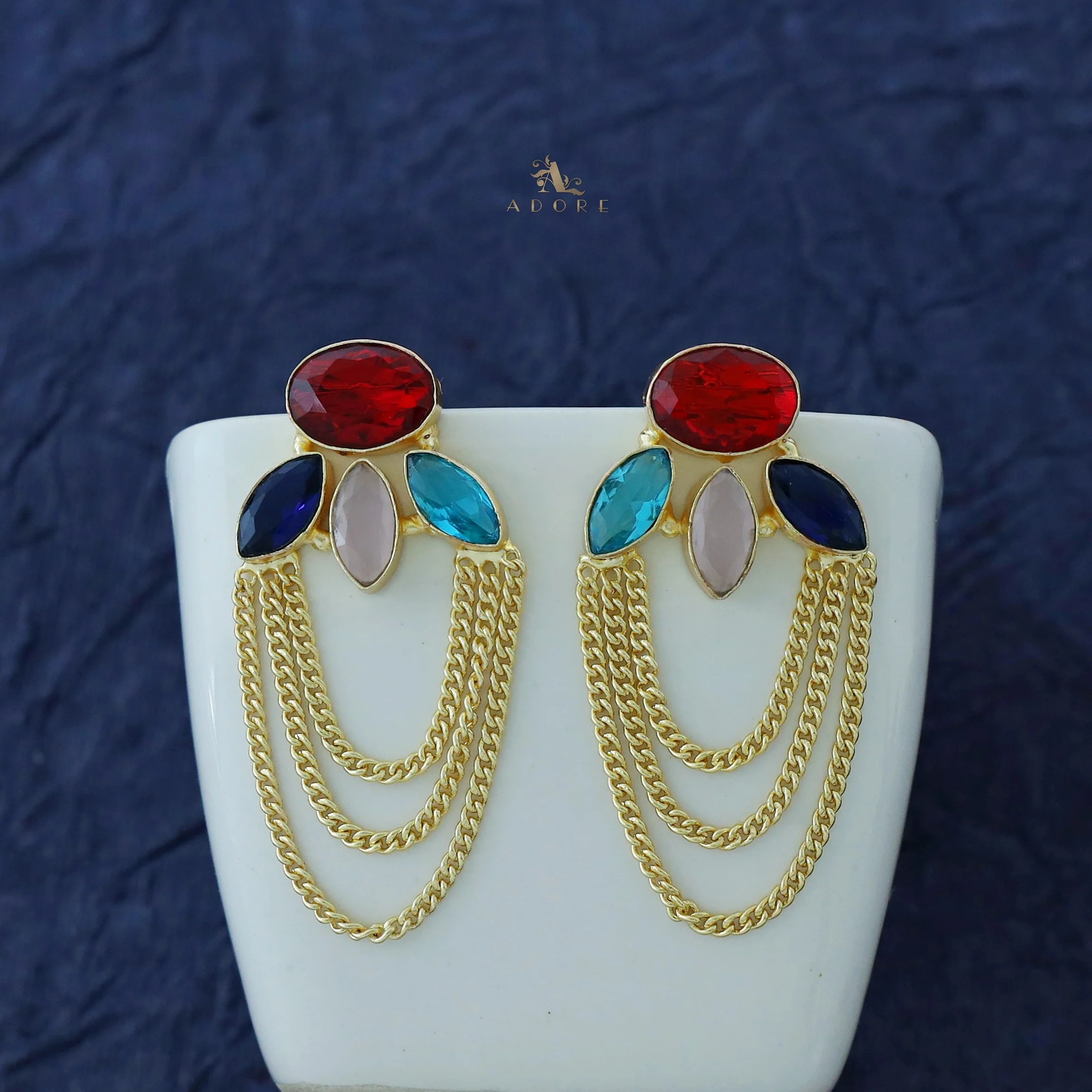 Glossy Oval Tri Leaf Chain Earring - Image 8