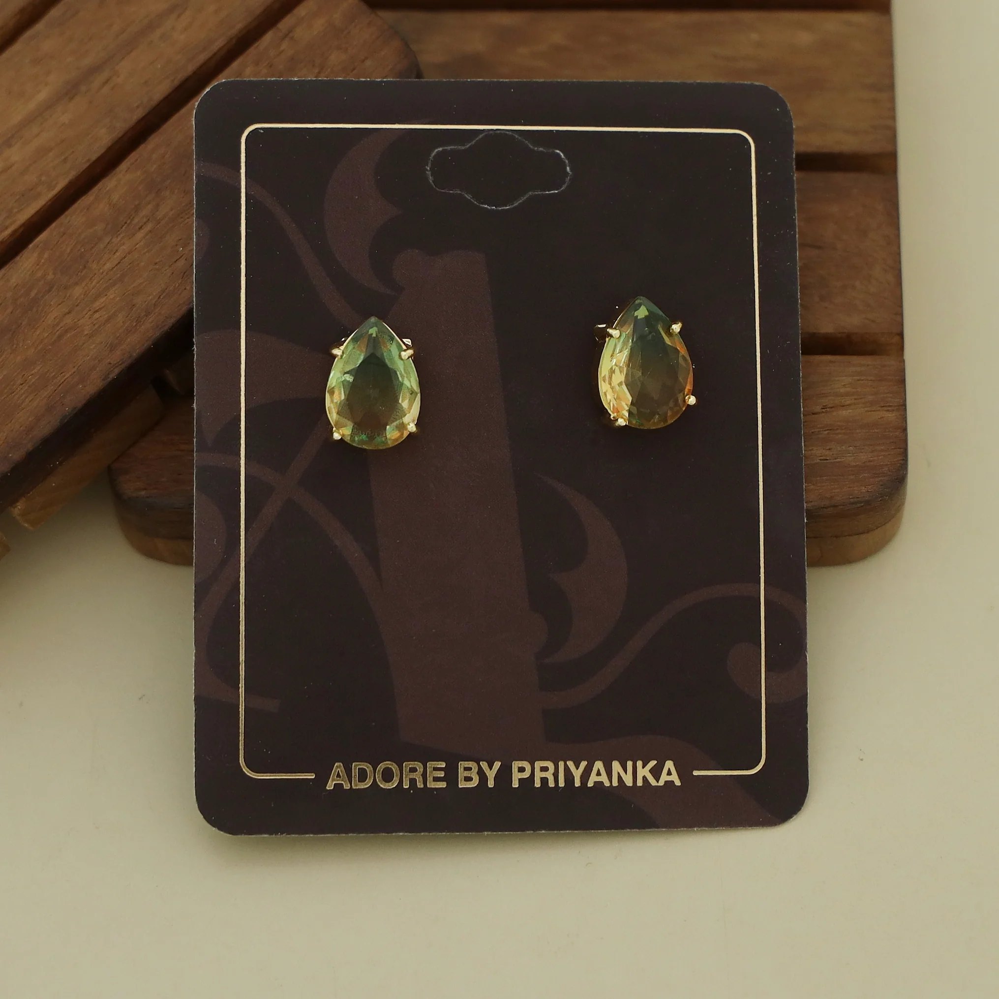 Glossy Rain Drop Claw Stud - Image 23