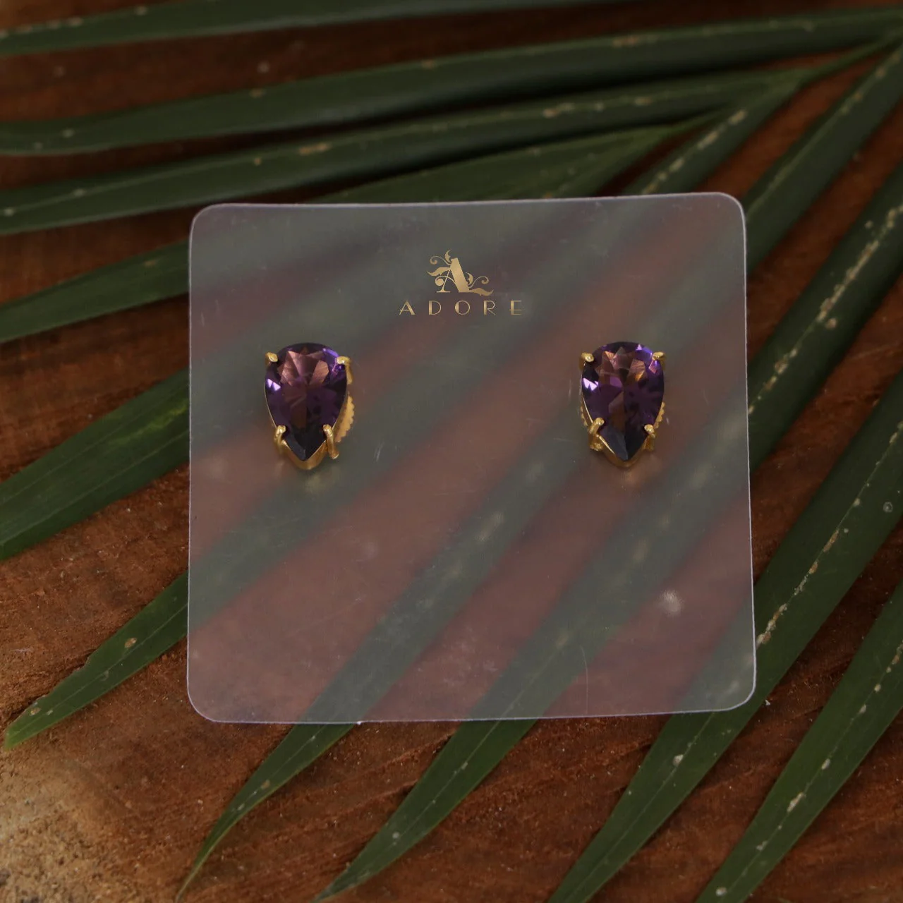 Glossy Rain Drop Claw Stud - Image 8