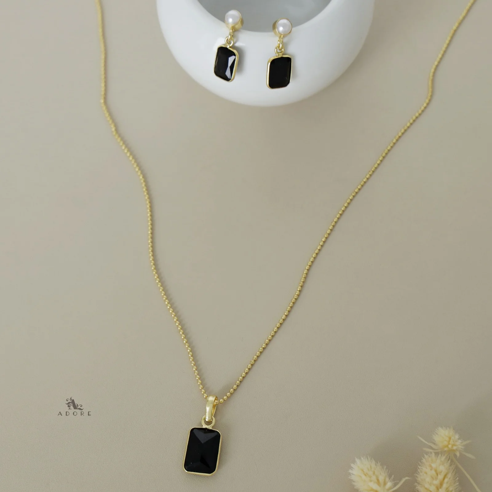 Glossy Rectangle Ball Chain Neckpiece with Pearl Earring - Image 15