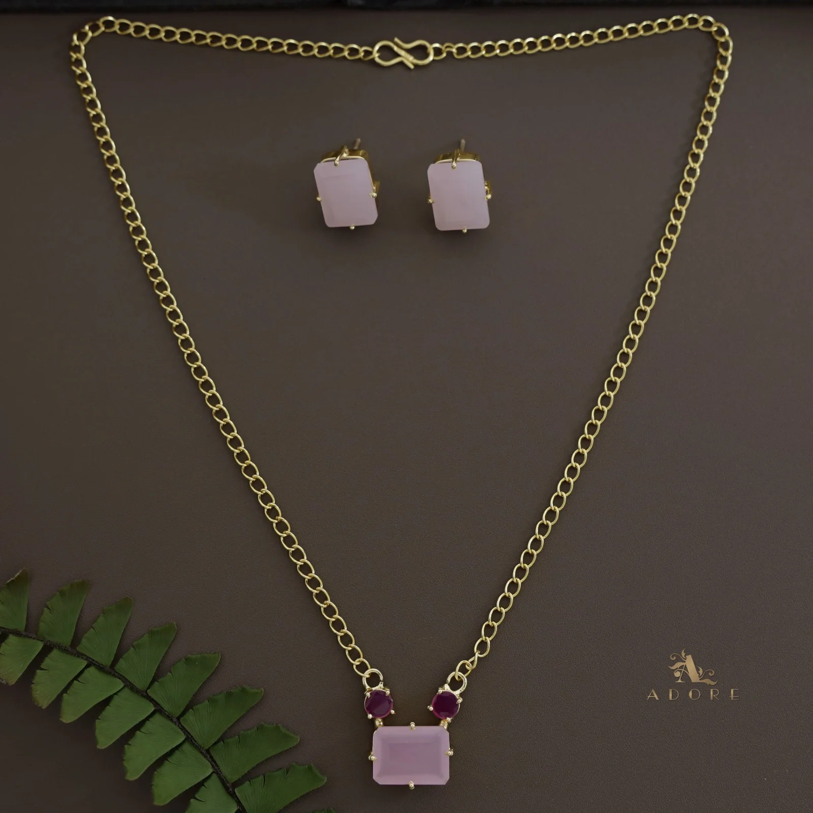 Glossy Rectangle Long Neckpiece With Stud - Image 13