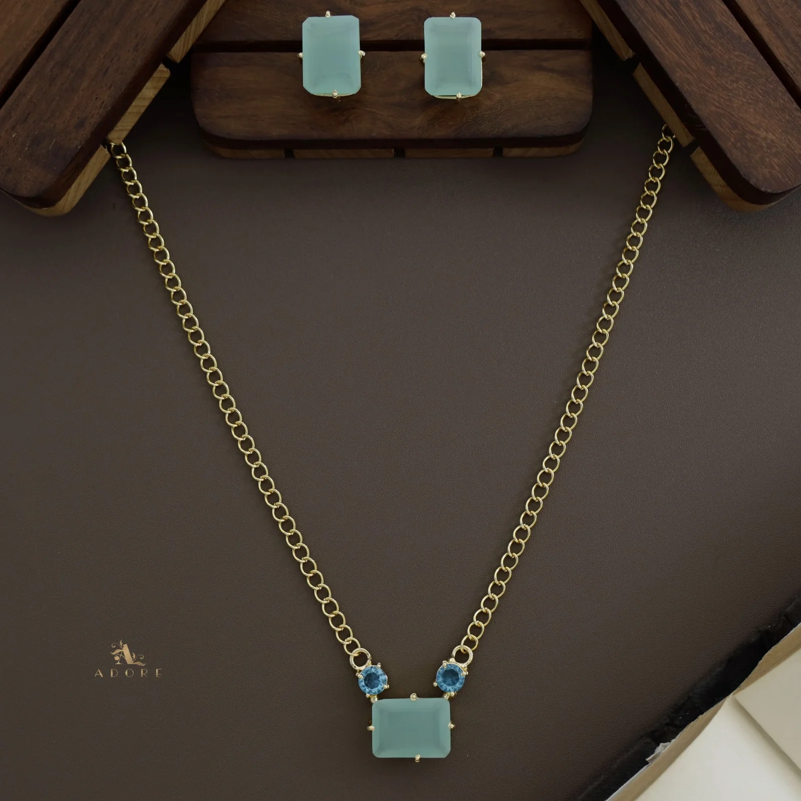Glossy Rectangle Long Neckpiece With Stud - Image 2