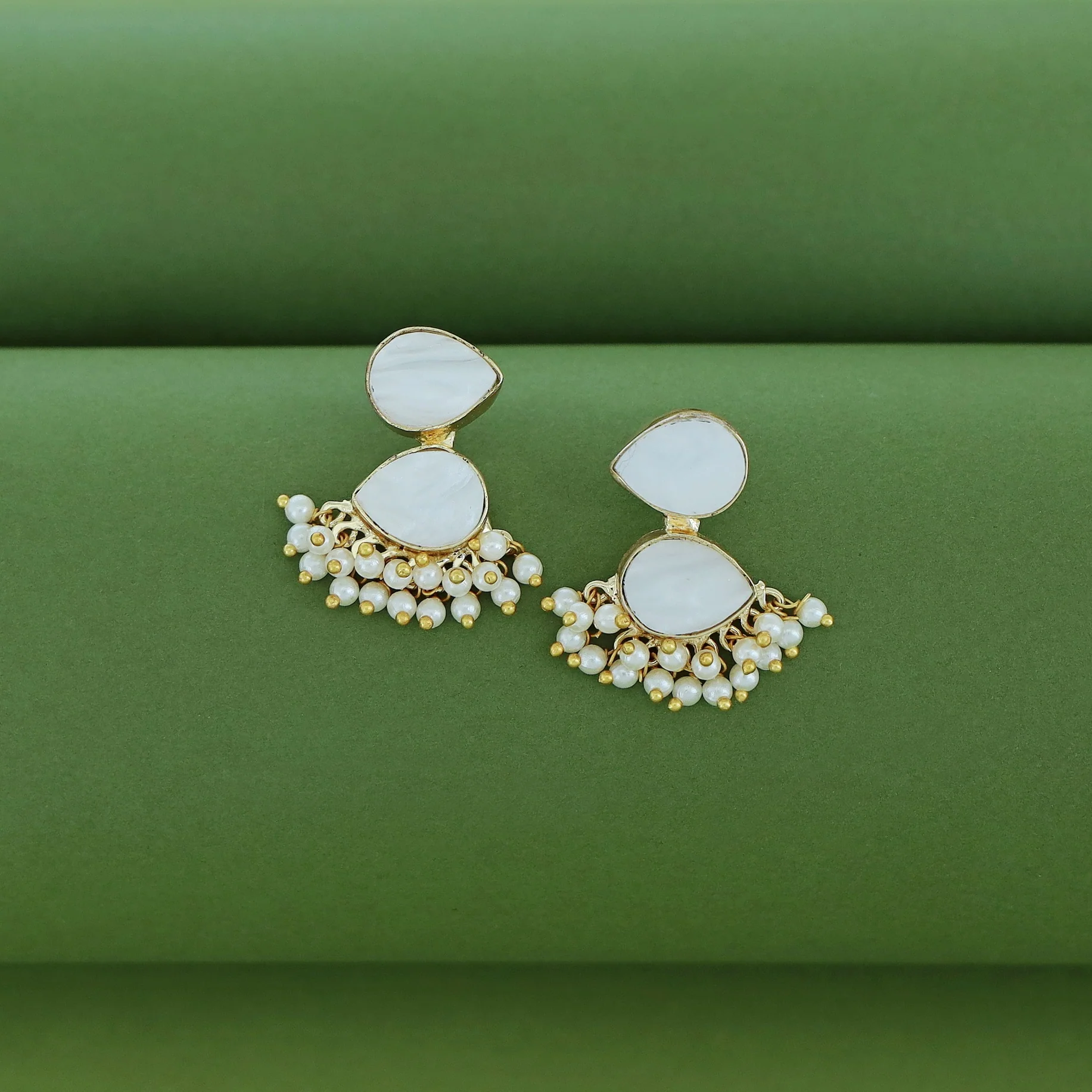 Glossy Rooster Earring (Colour Option) - Image 5