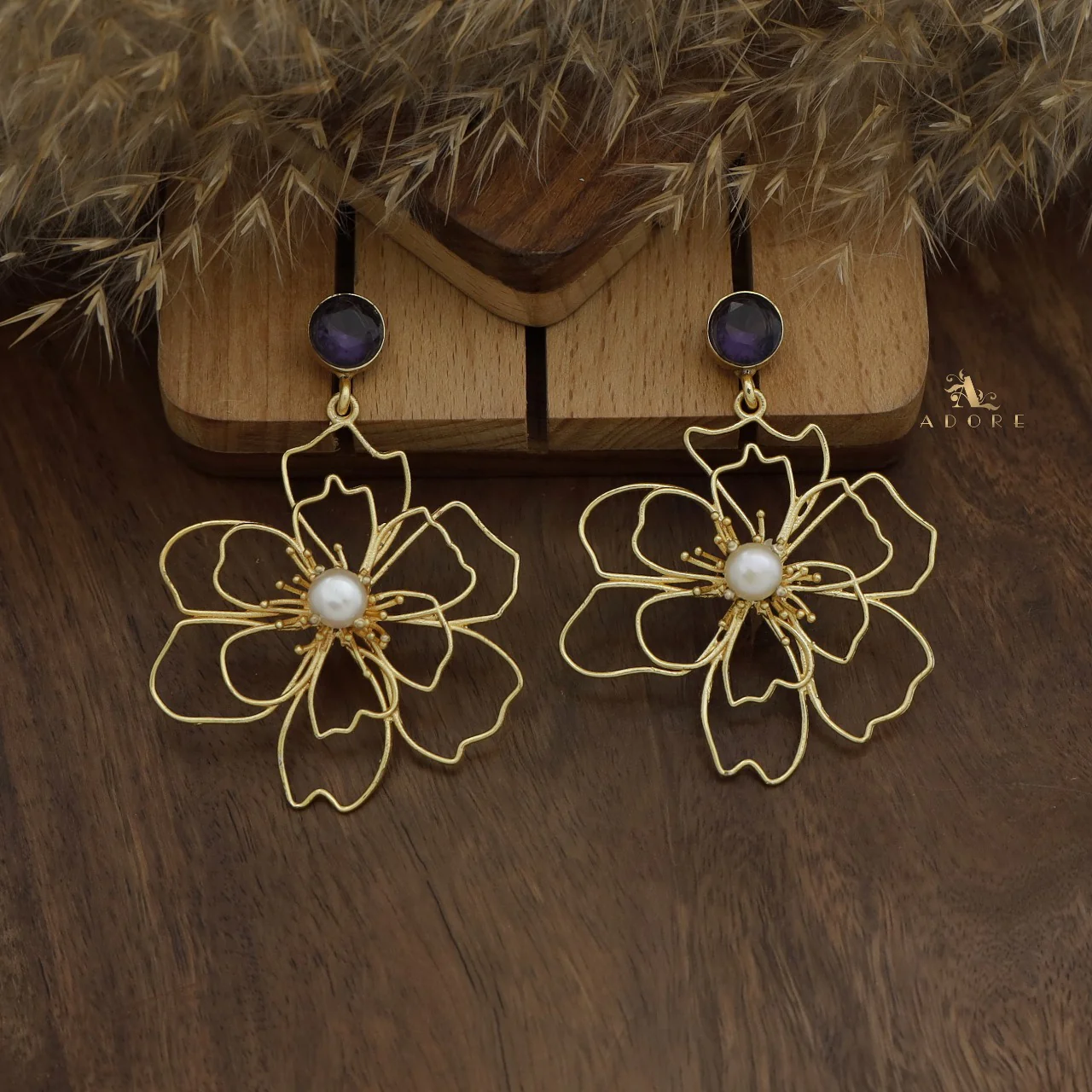 Glossy Rosline Flower Pearl Earring - Image 5