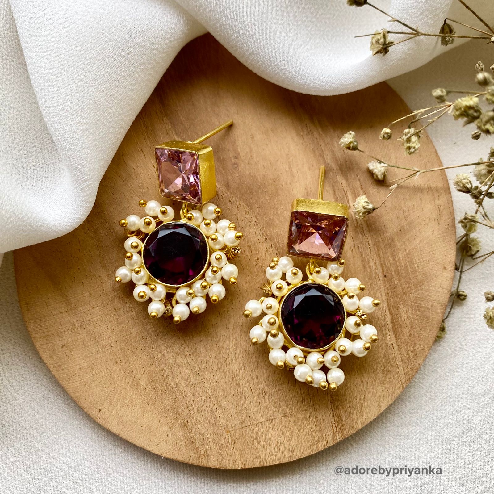 Glossy Royal Earrings - Image 5