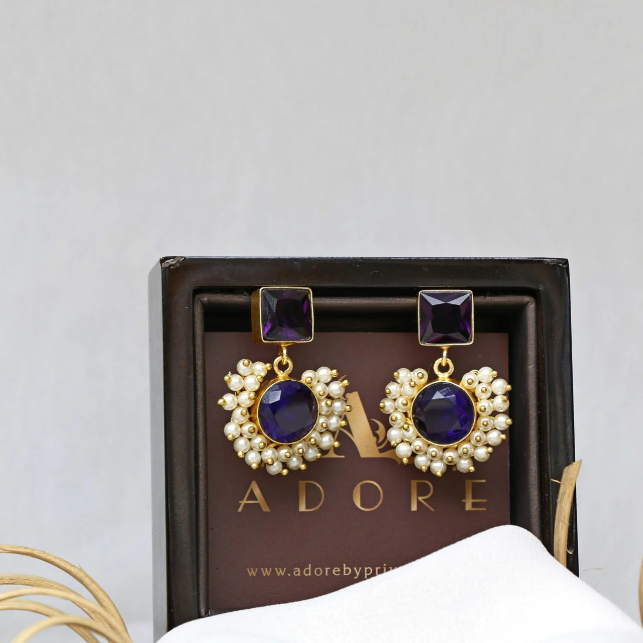 Glossy Royal Earrings - Image 7