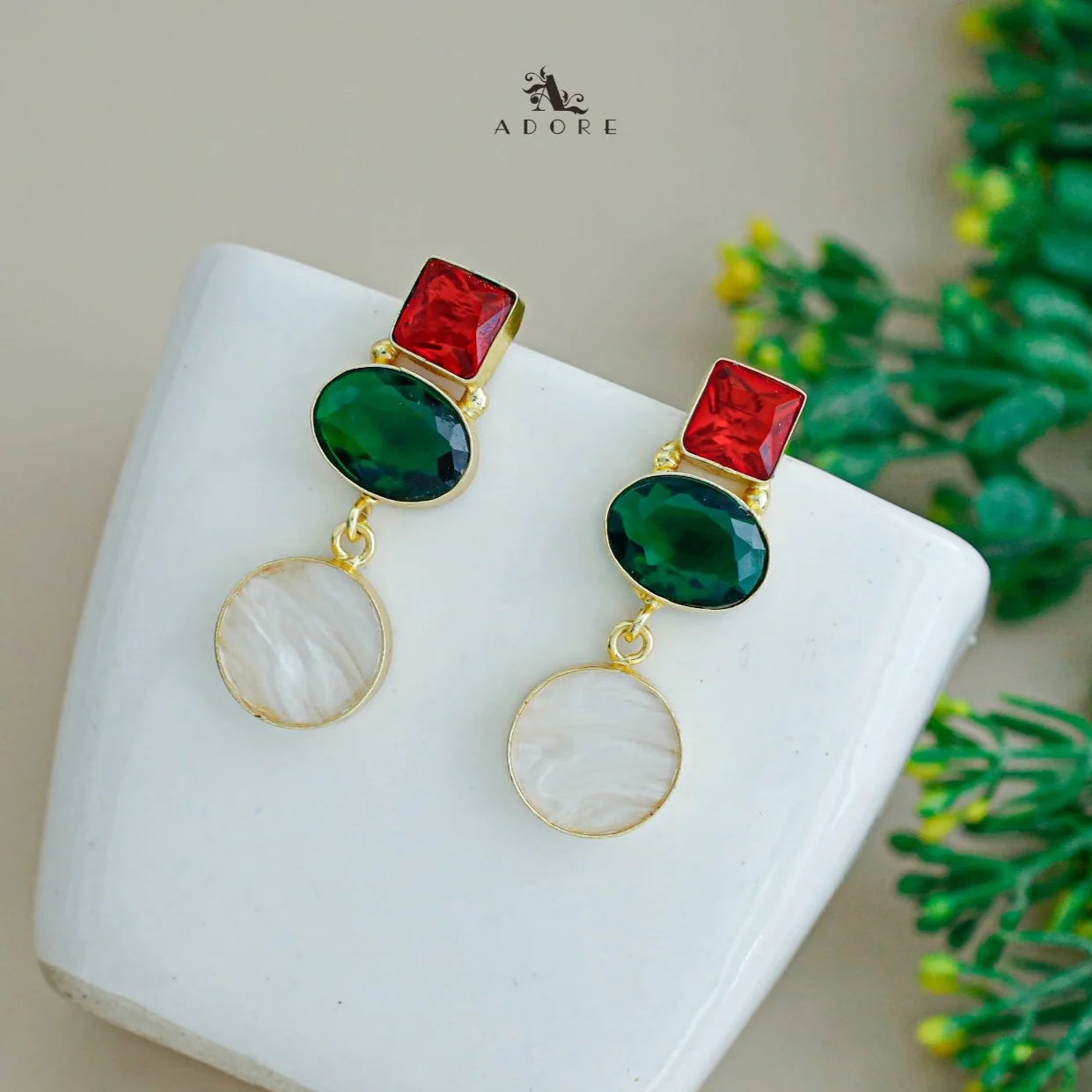 Glossy Square And Oval MOP Earring - Image 2