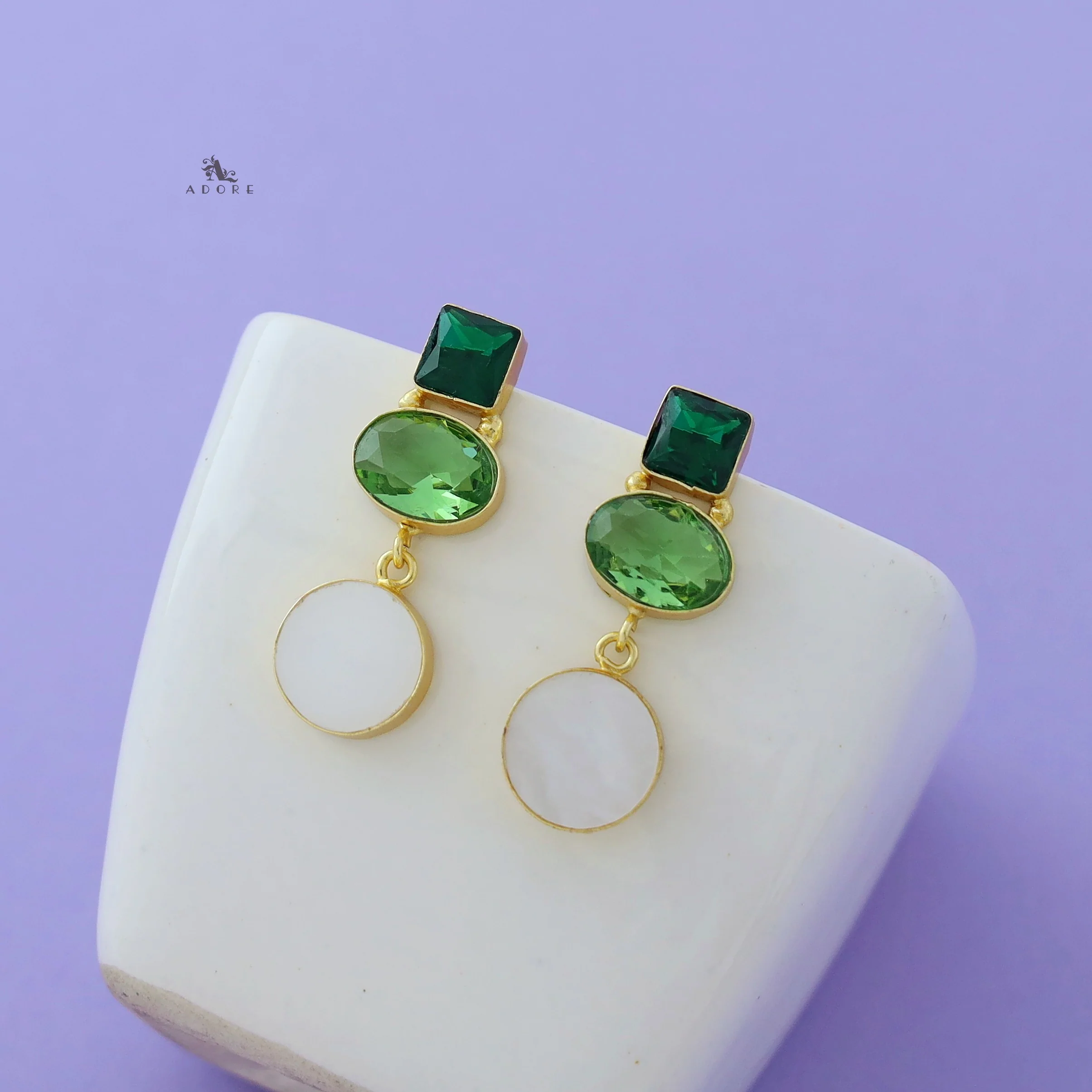 Glossy Square And Oval MOP Earring - Image 9