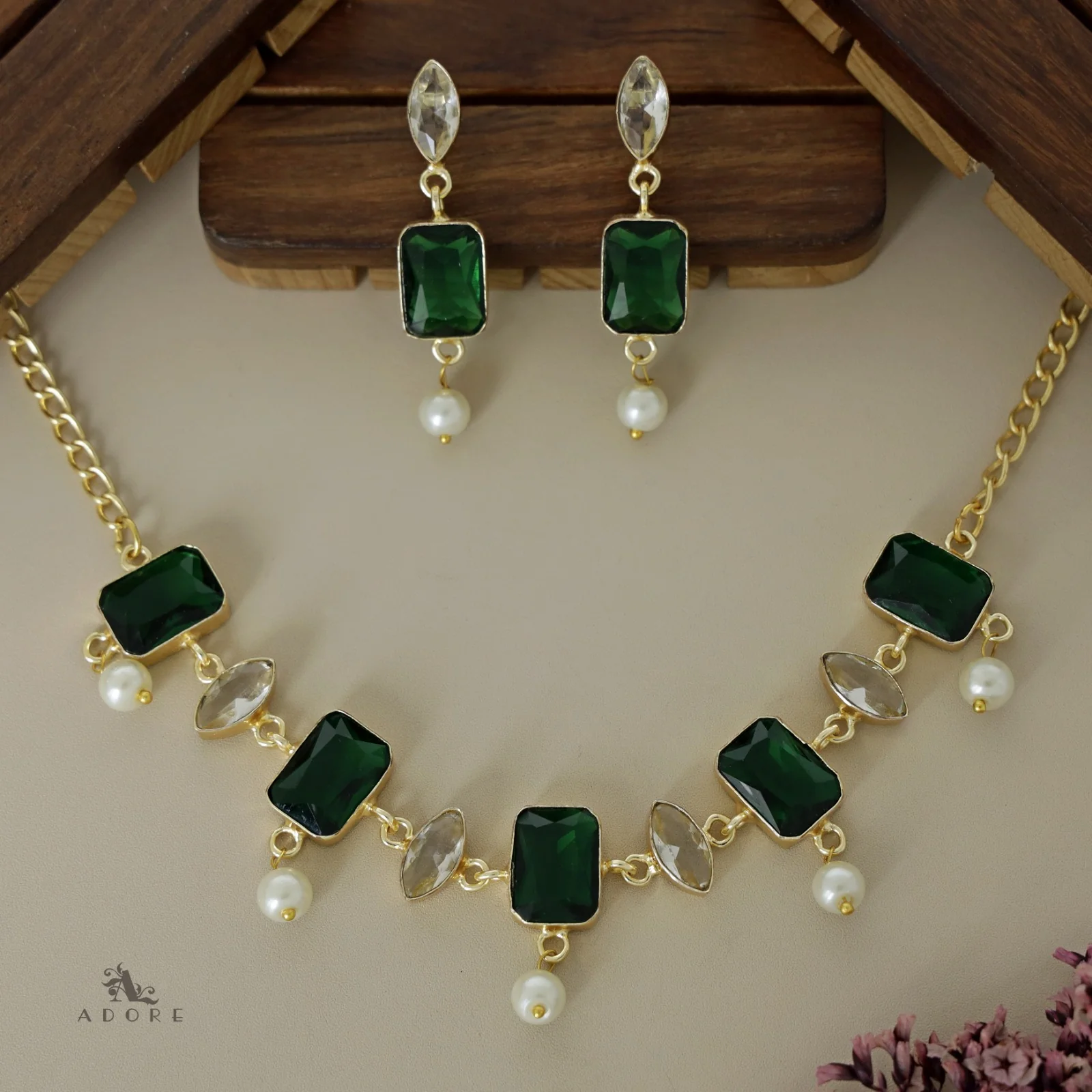 Glossy Square Ellipse Pearl Neckpiece with Earring - Image 3