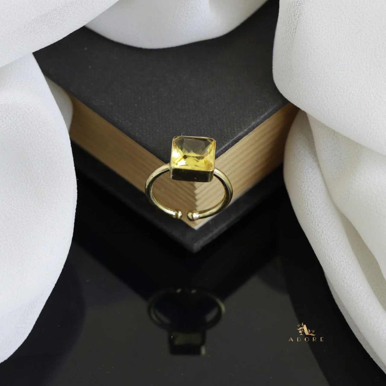 Glossy Squayariya Rings - Image 13