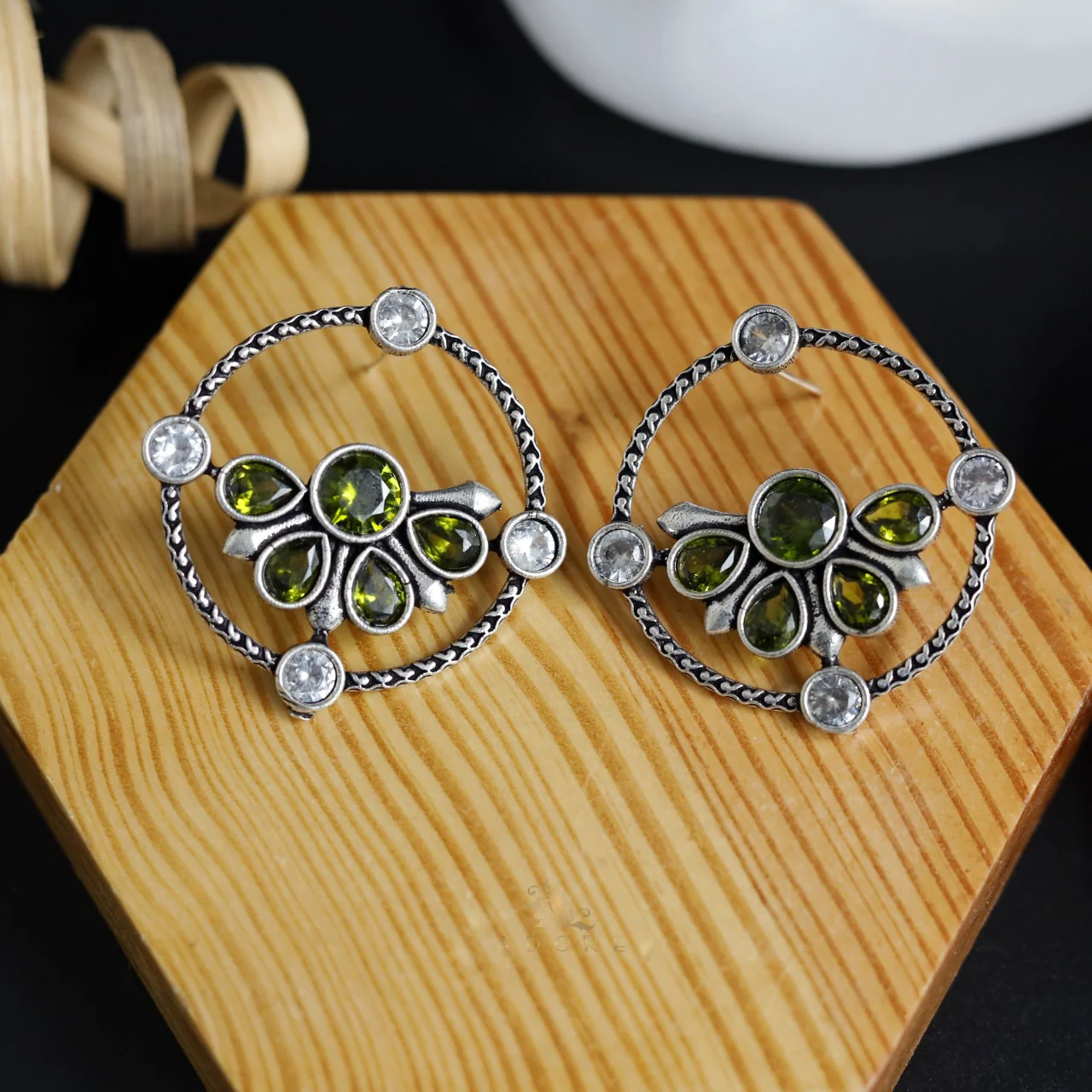 Glossy Syra Circle Earring - Image 4