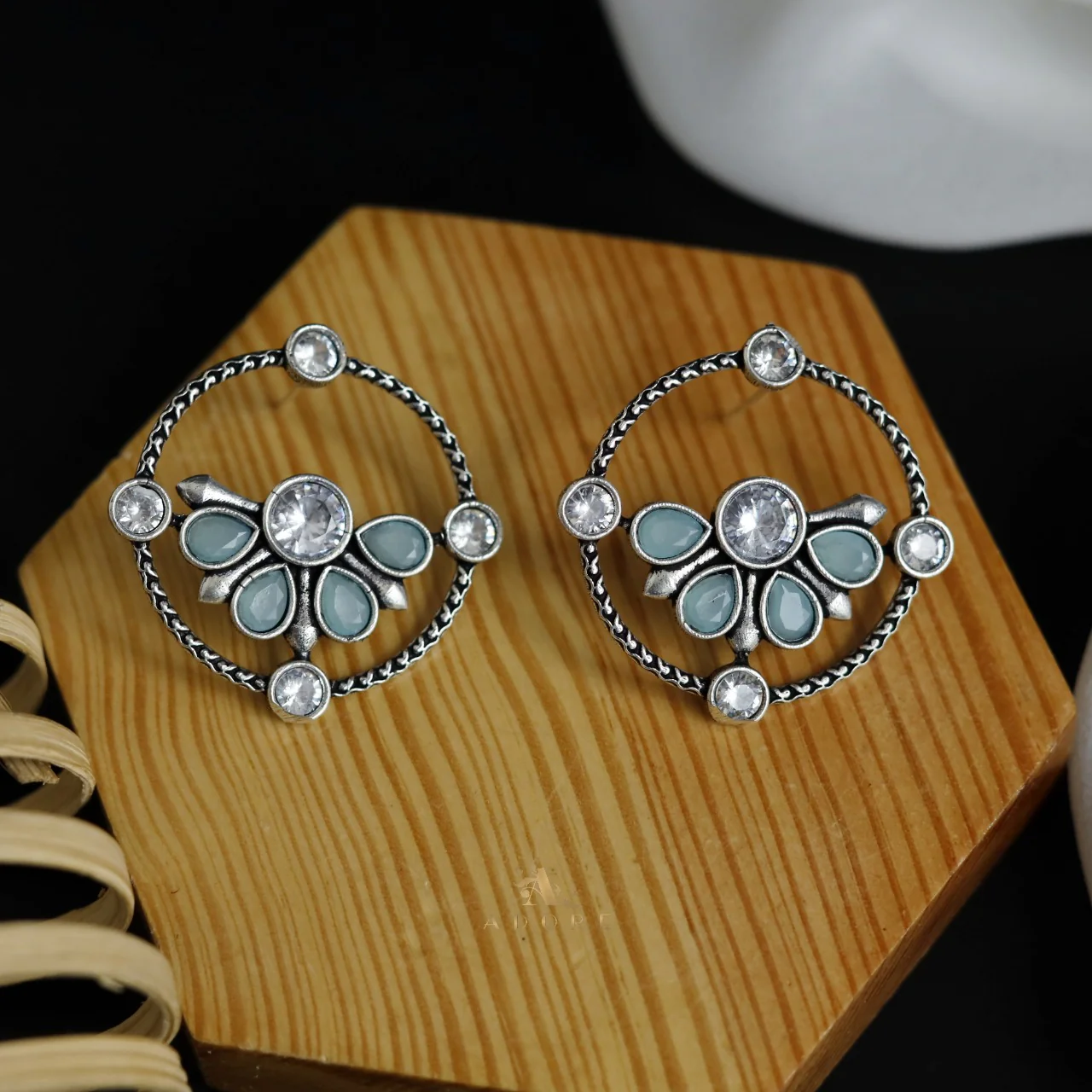 Glossy Syra Circle Earring - Image 5