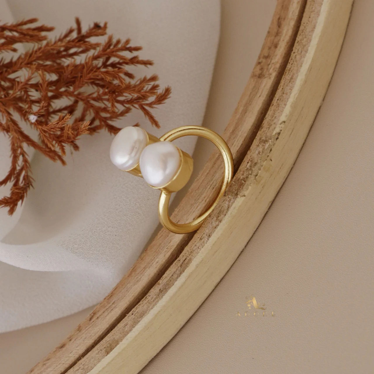 Gold Dual Pearl Ring - Image 4