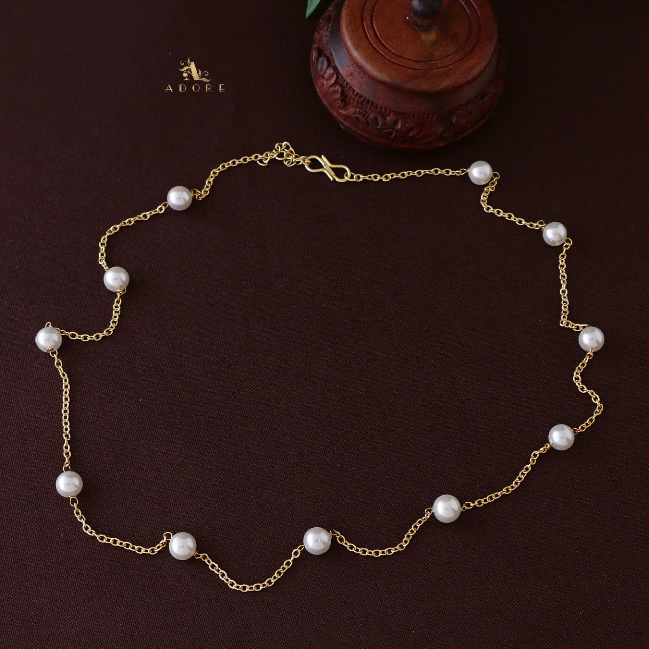 Golden 11 Pearl Neckpiece - Image 3