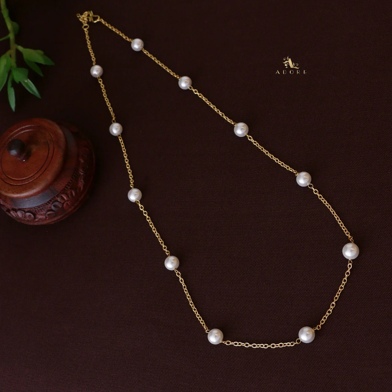 Golden 11 Pearl Neckpiece - Image 6