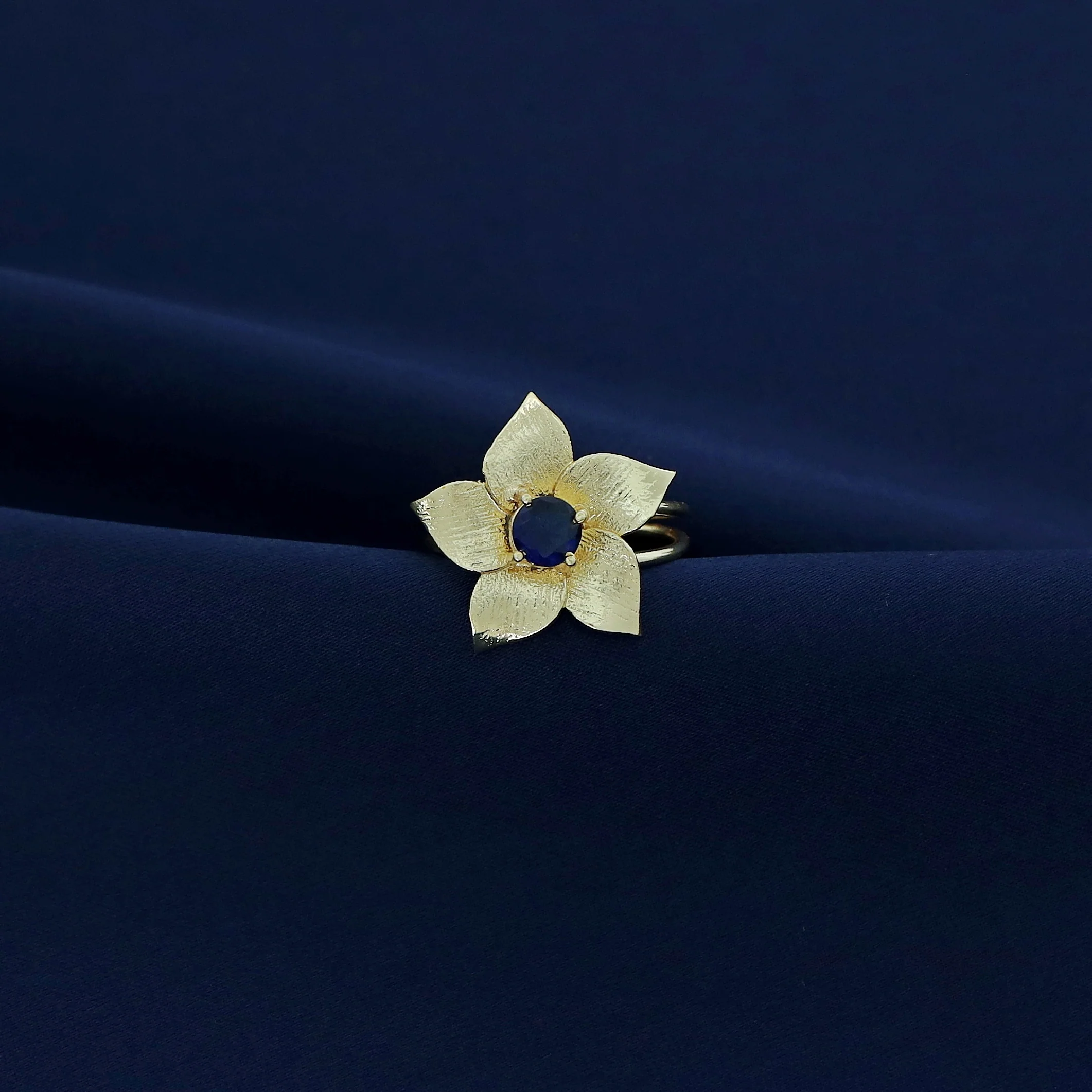 Golden 2 Layer Glossy Flower Ring - Image 6